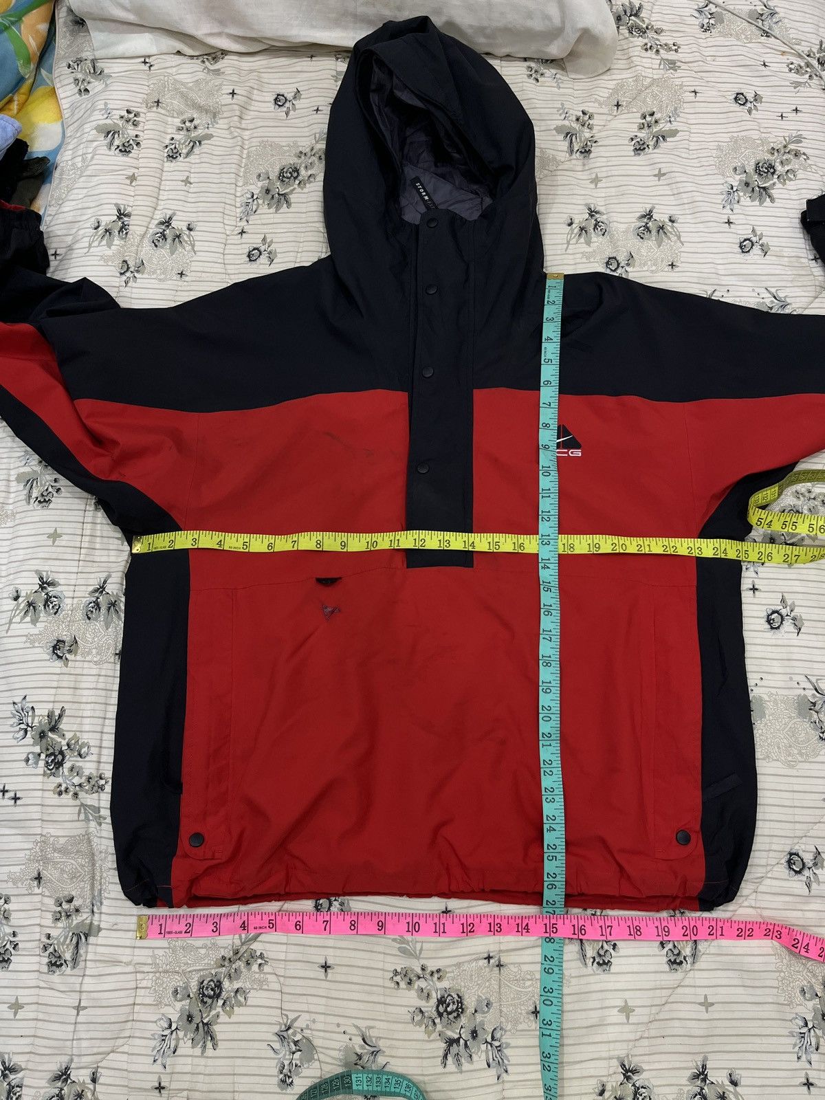 Vintage - (Kkk). NIKE ACG HYPEBEAST HOODIE JACKET - 17