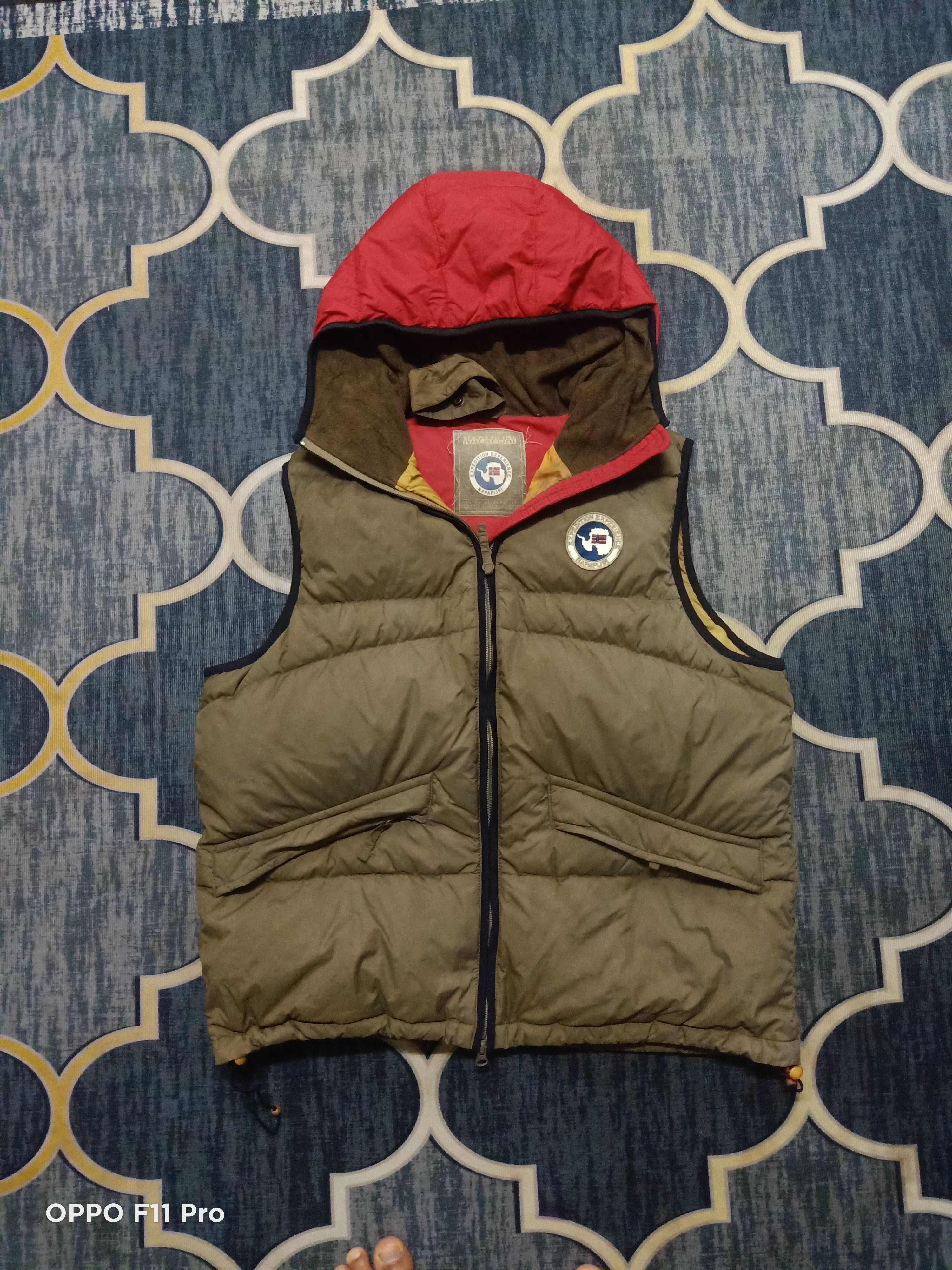 Napapijri - Napapijiri hooded Puffer Vest - 2