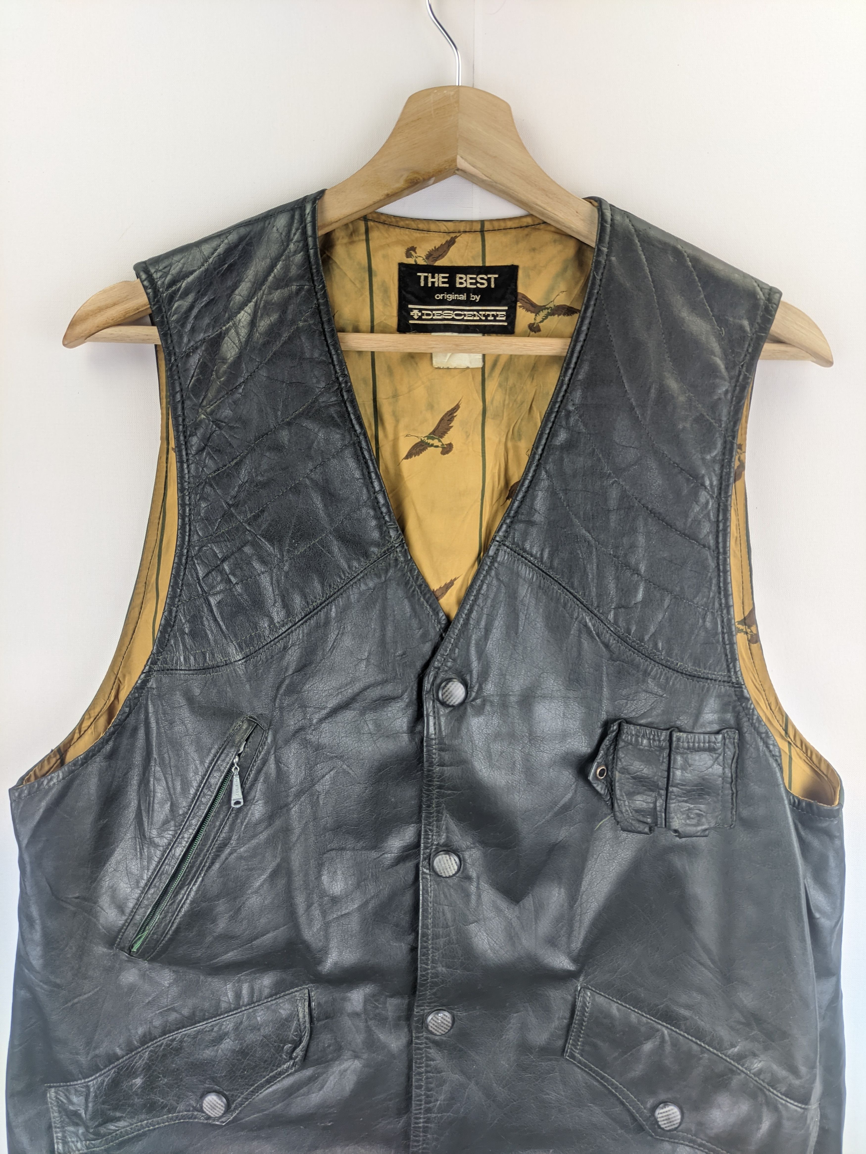 Steals🔥Vintage Vest PU Leather by Descente - 5