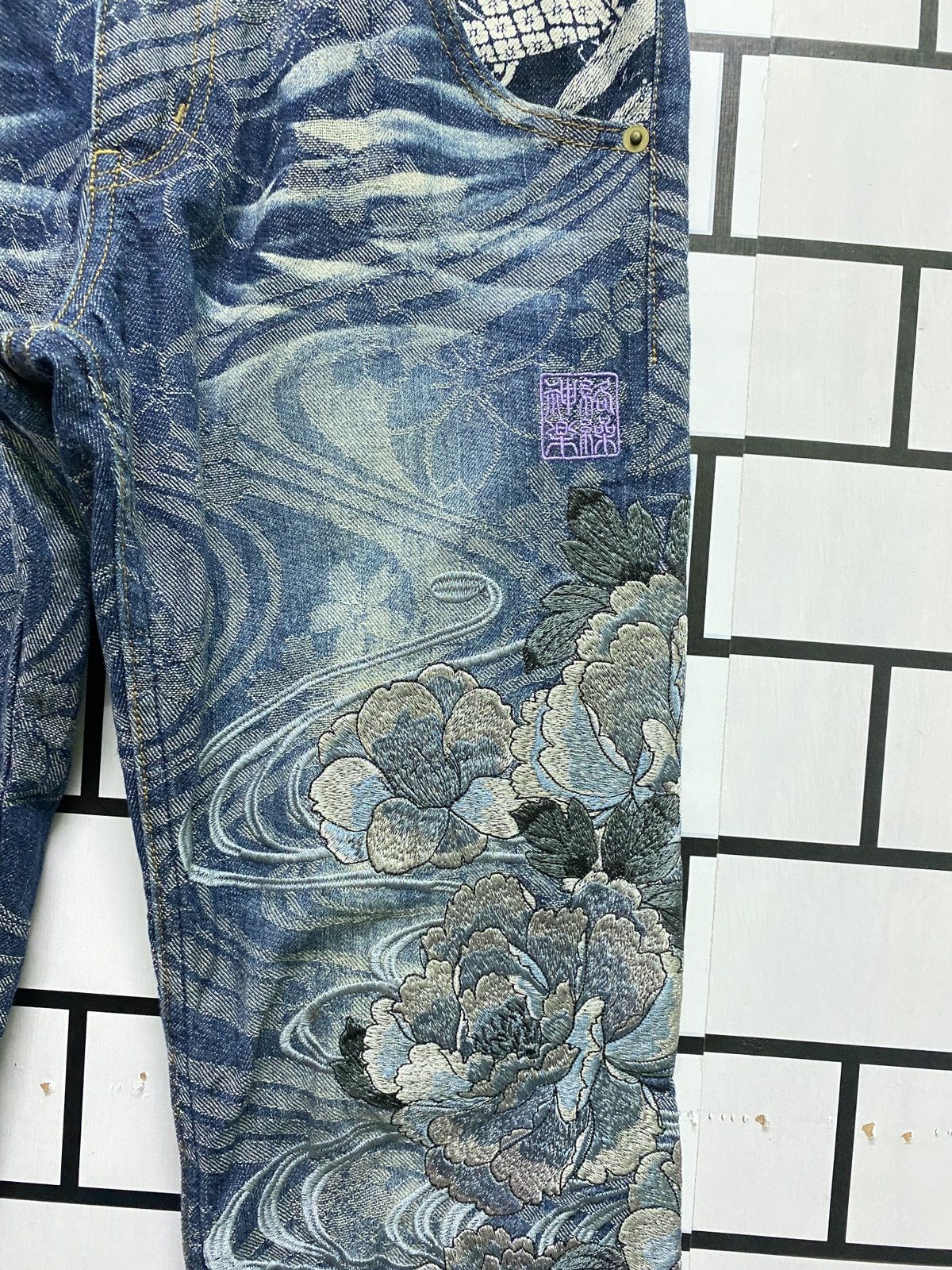 Archival Clothing - Japan KARAKURI TAMASHI Full Embroidery Flower Denim - 8