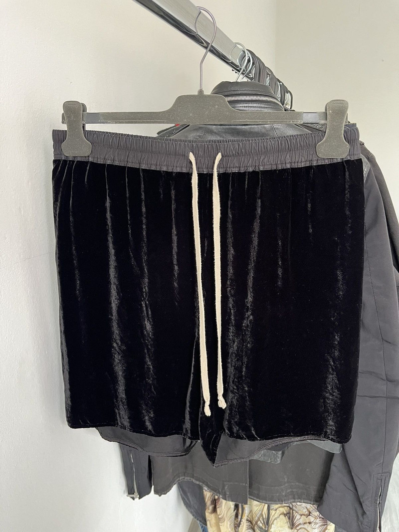 Rick Owens FW16 “MASTODON” Velvet Mainline Shorts - 1