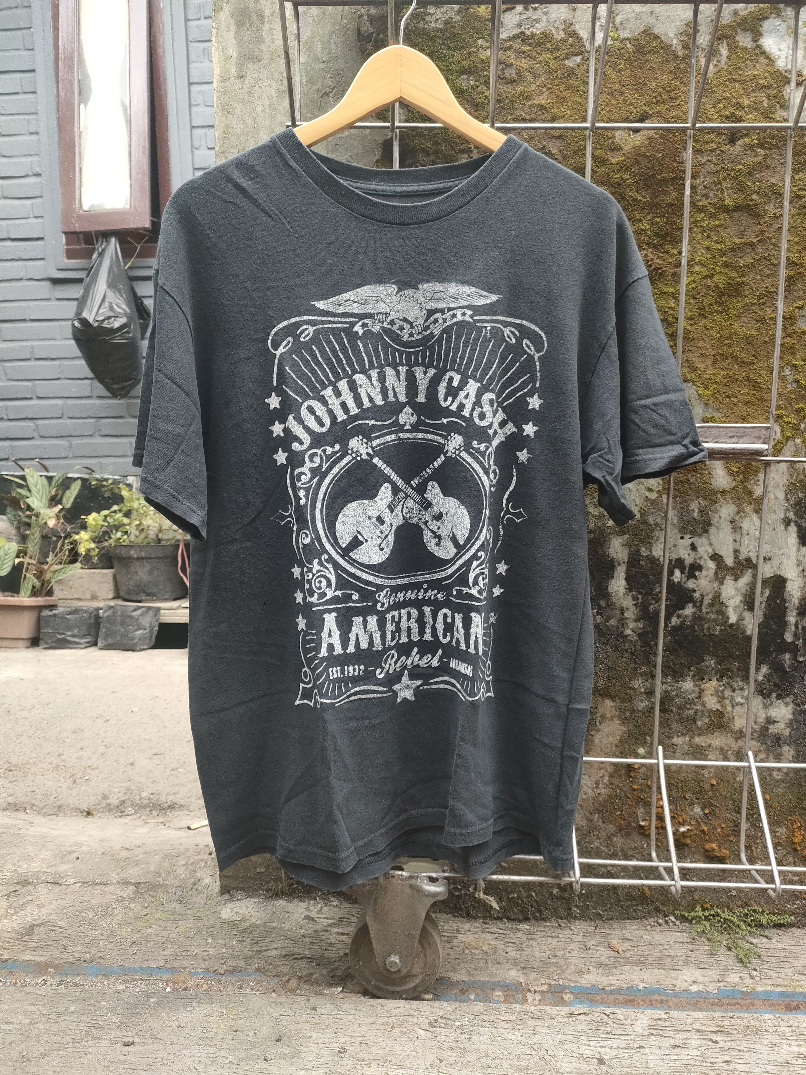 Vintage Johnny Cash shirt - 1