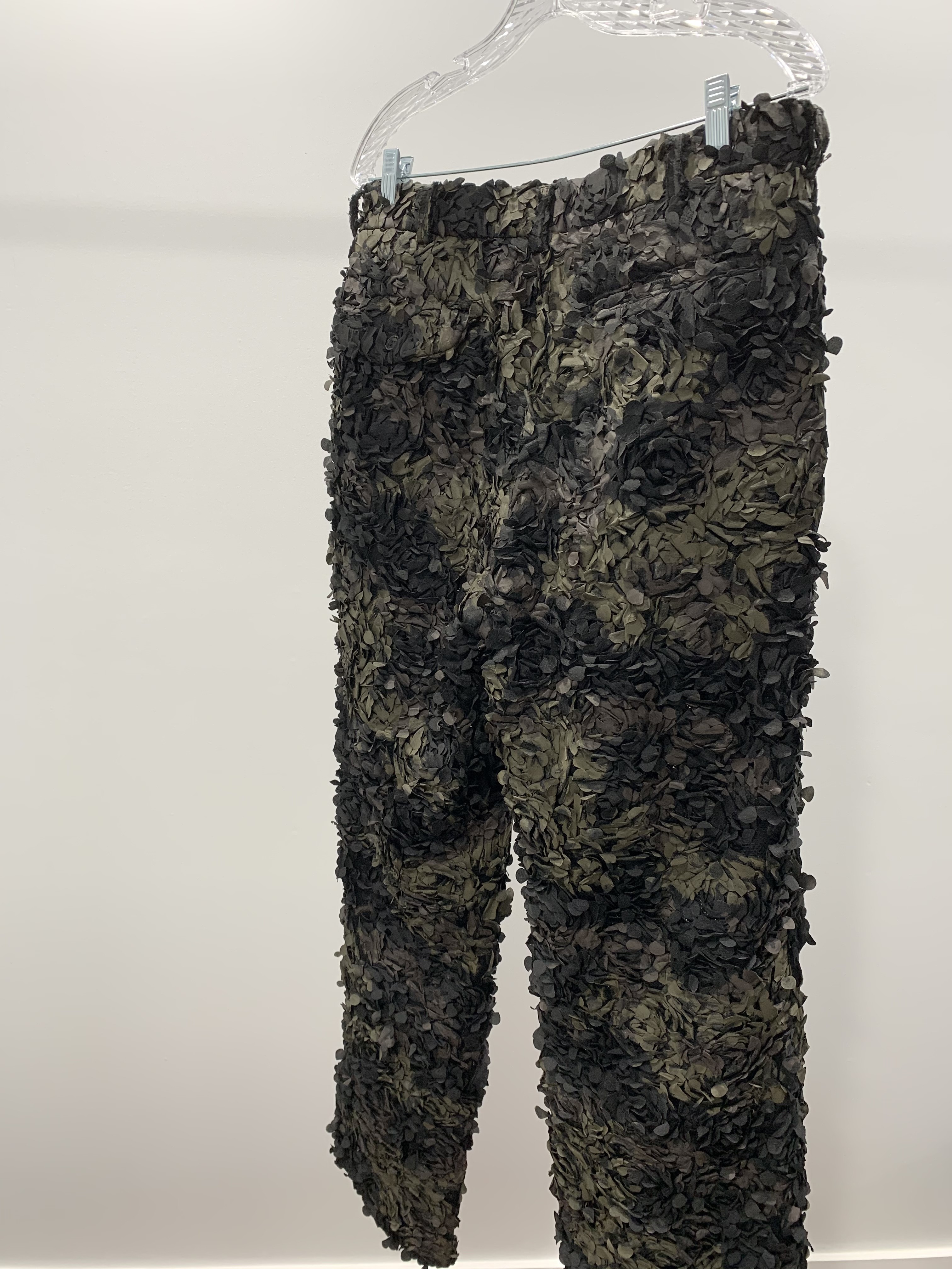ss19 Embroidered Camouflage Trousers - 3