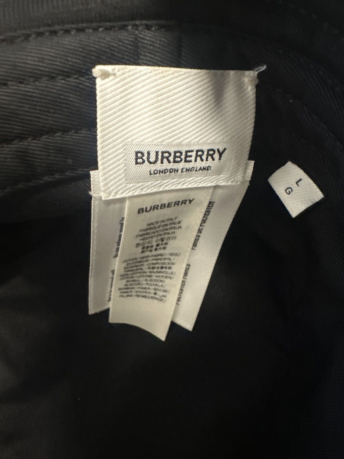 Burberry Limited edition bucket hat - 4
