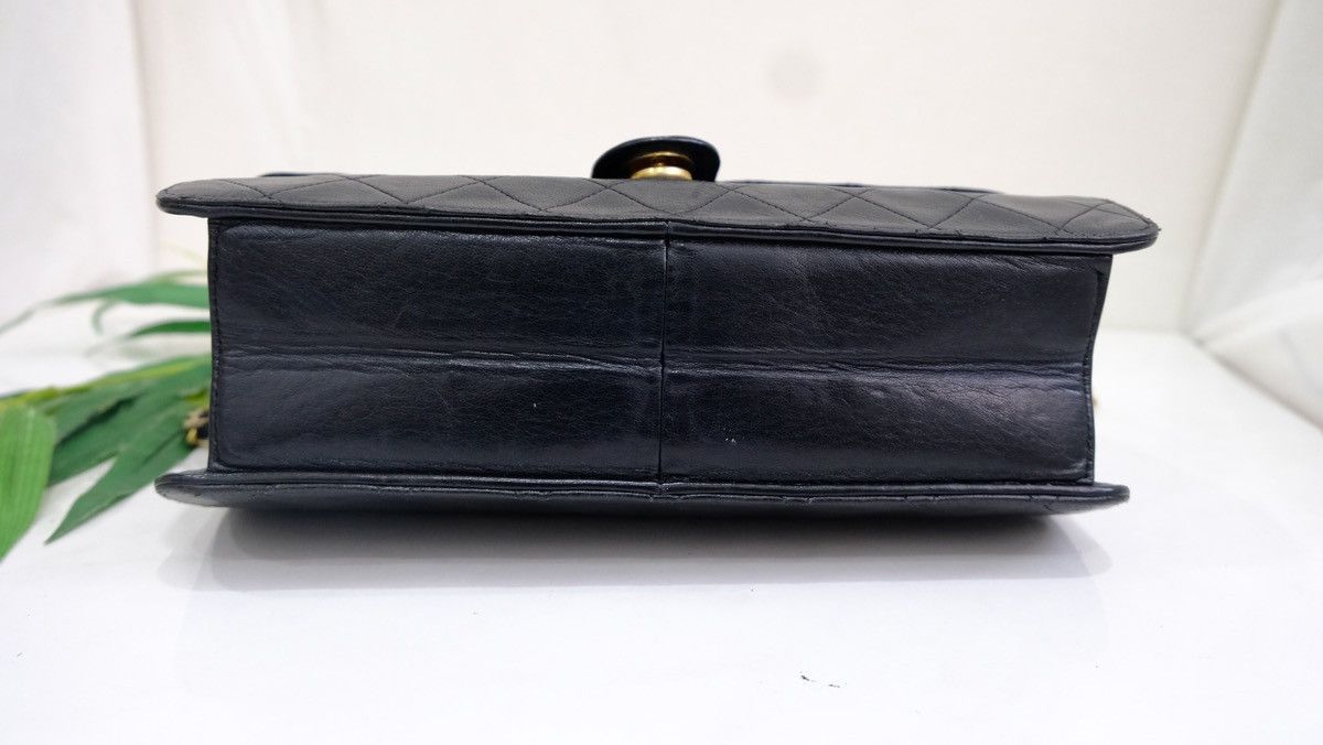 Vintage CHANEL black lambskin medium half flap shoulder bag - 12