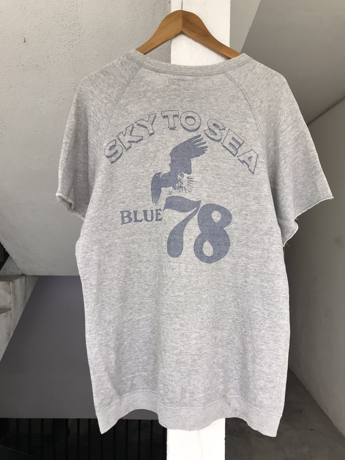 Blue Blue Japan Sleeve Cut Sweatshirt - 1