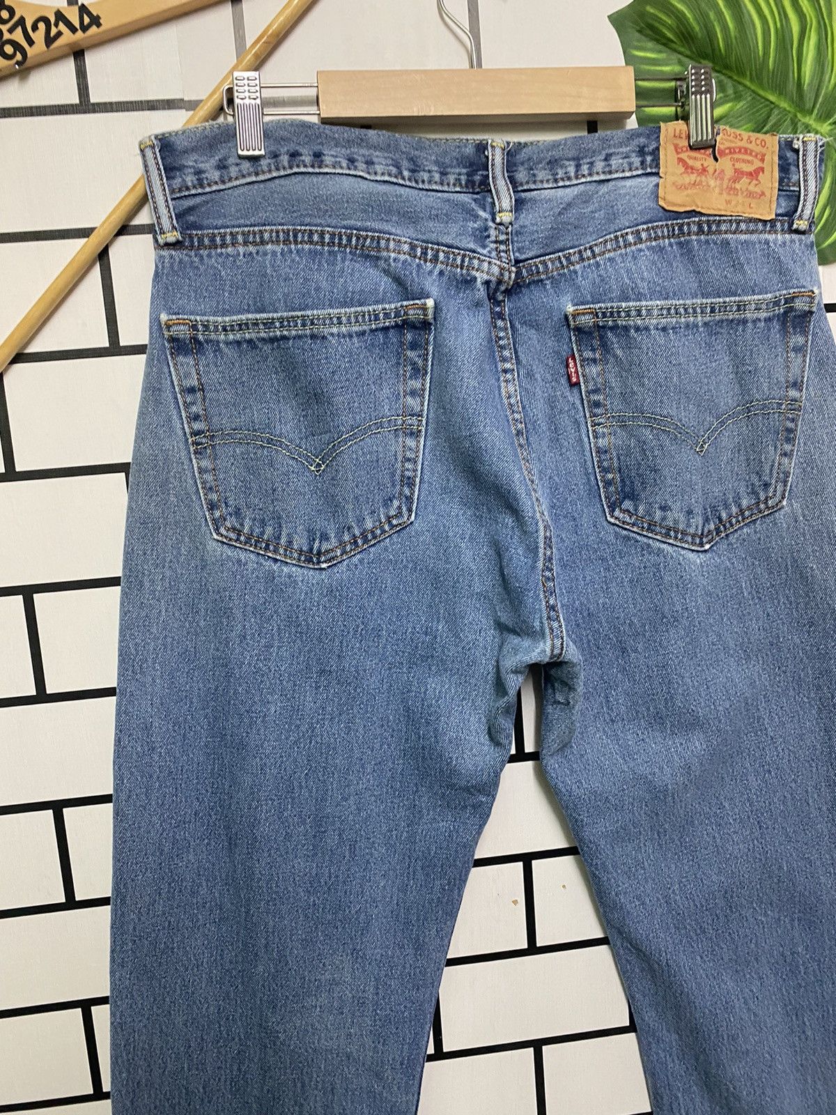 Vintage Levis Blue Jeans -L25 - 9