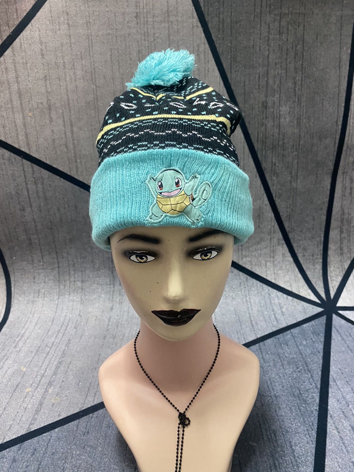 Nintendo - Pokemon Squirtle Character Native Design Beanie Hat - 1