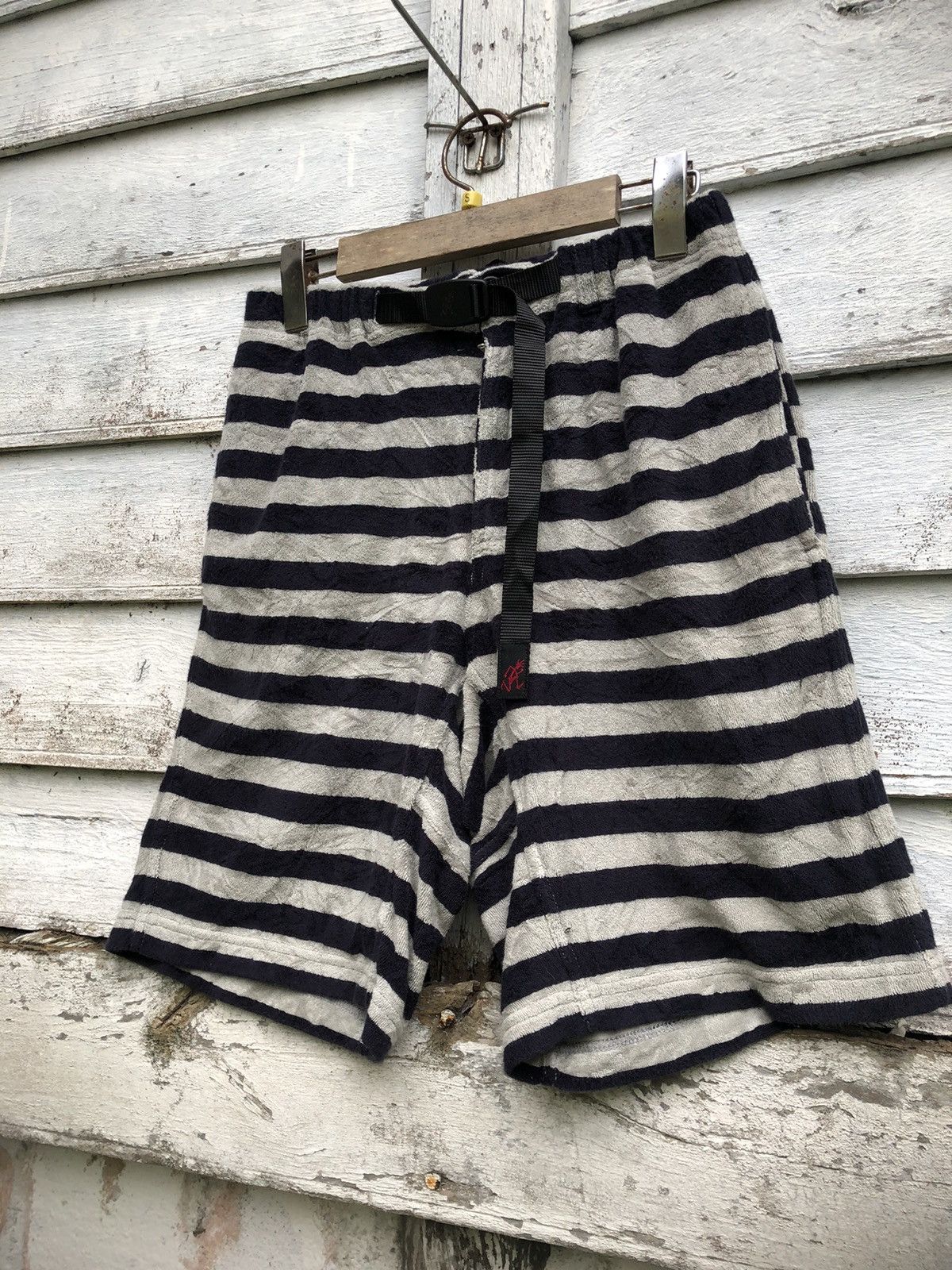 Outdoor Style Go Out! - Gramicci Terry Cloth Stripe Short Pant - 2