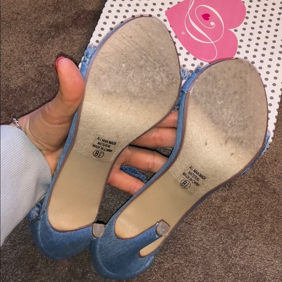 Light Denim Frayed Ankle Strap Heels - 8