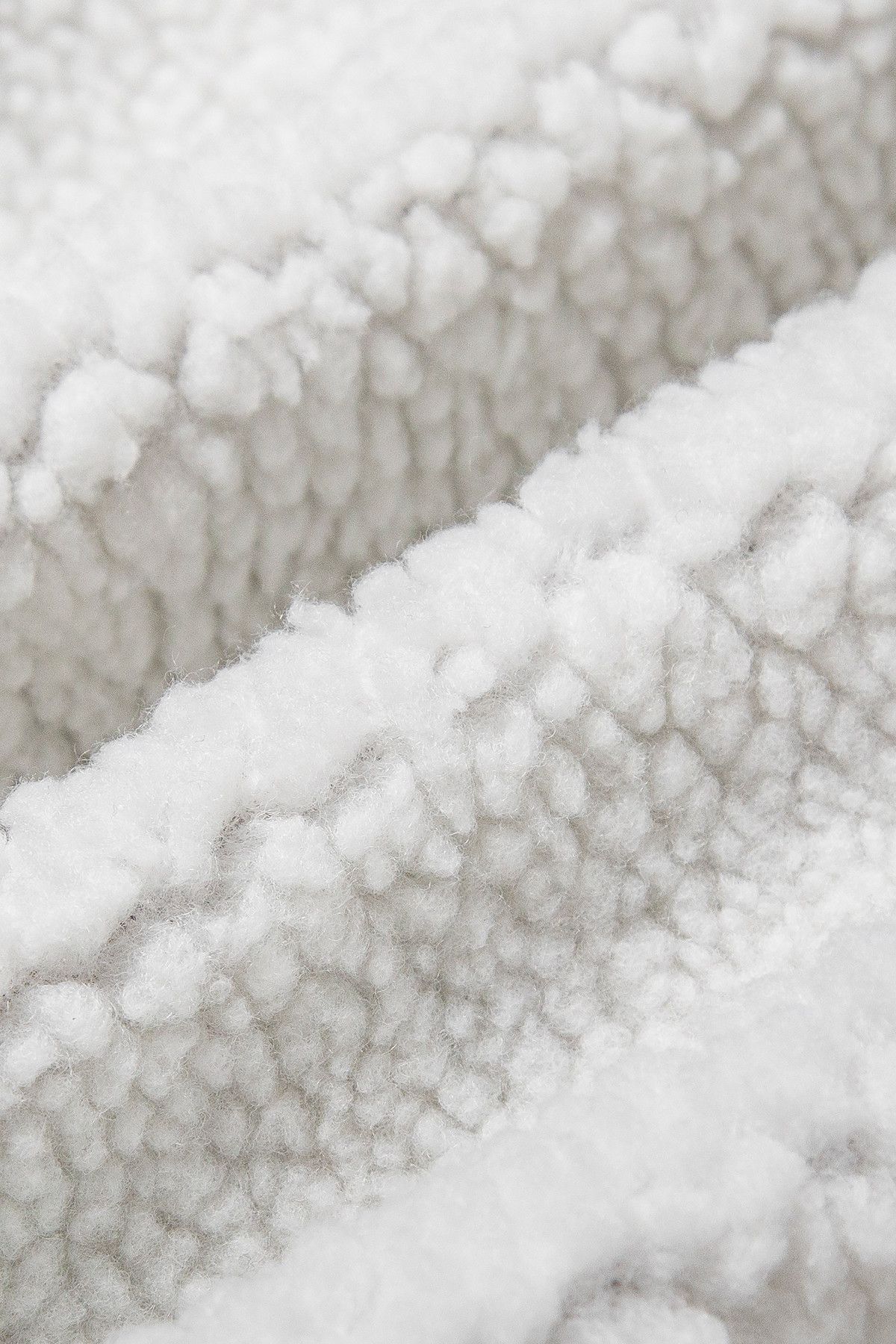 Hype - Nodot: Bebber Fleece NOD Embroidery White Coat Large - 3