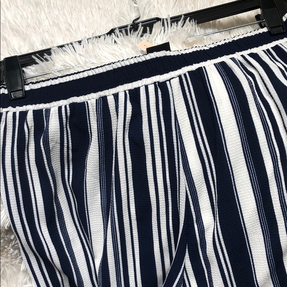 Aqua - Navy + White Striped Split Wide Leg Pants - 11