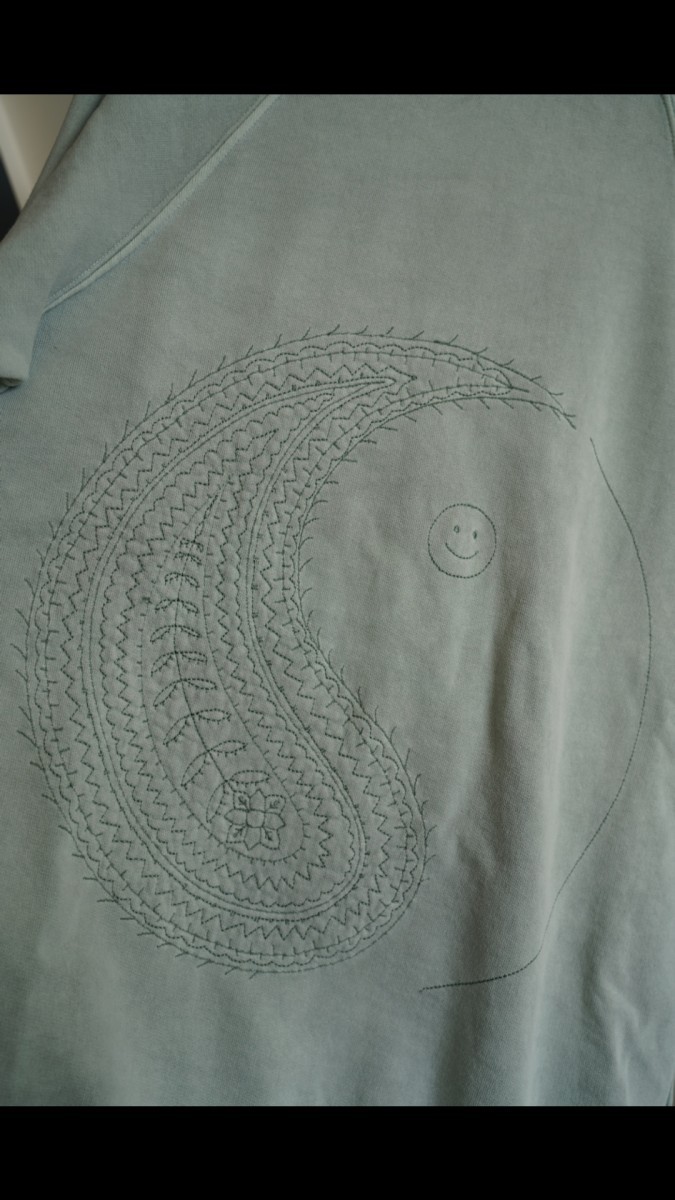 AW04 Yin Yang Smiley Crewneck Sweater - 9