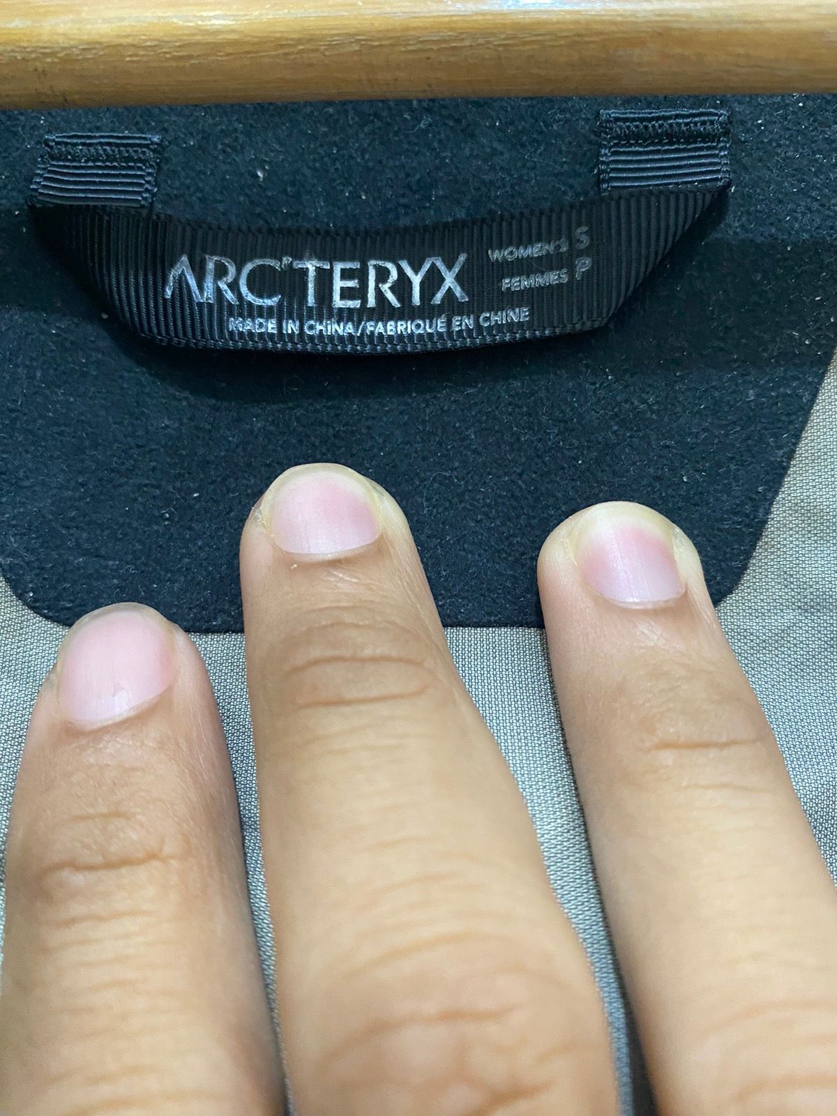 Arc’teryx Gore-tex Codetta Cinch Waterproof Coat Jacket - 9