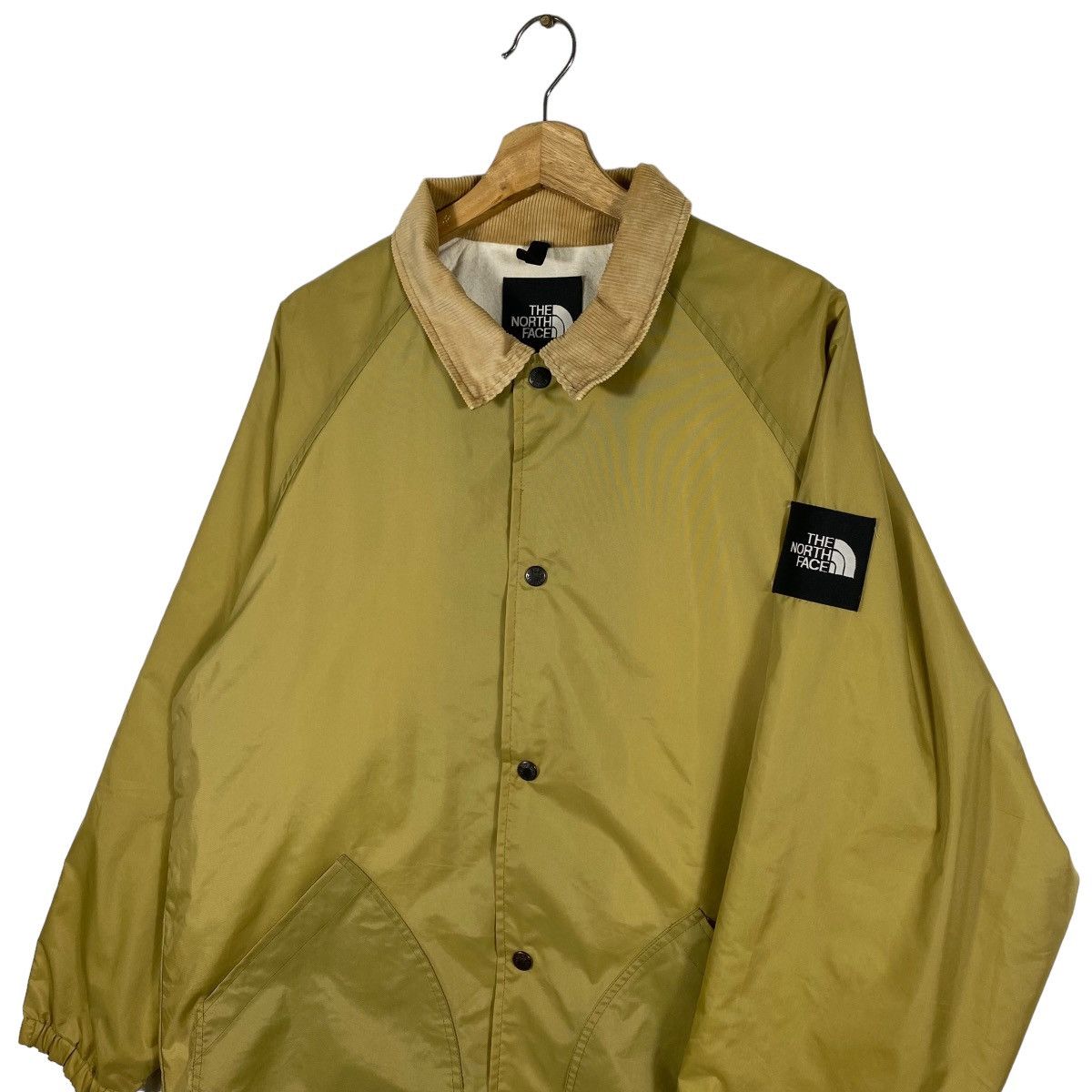 The North Face Snap Button Patch Logo Light Jacket - 5