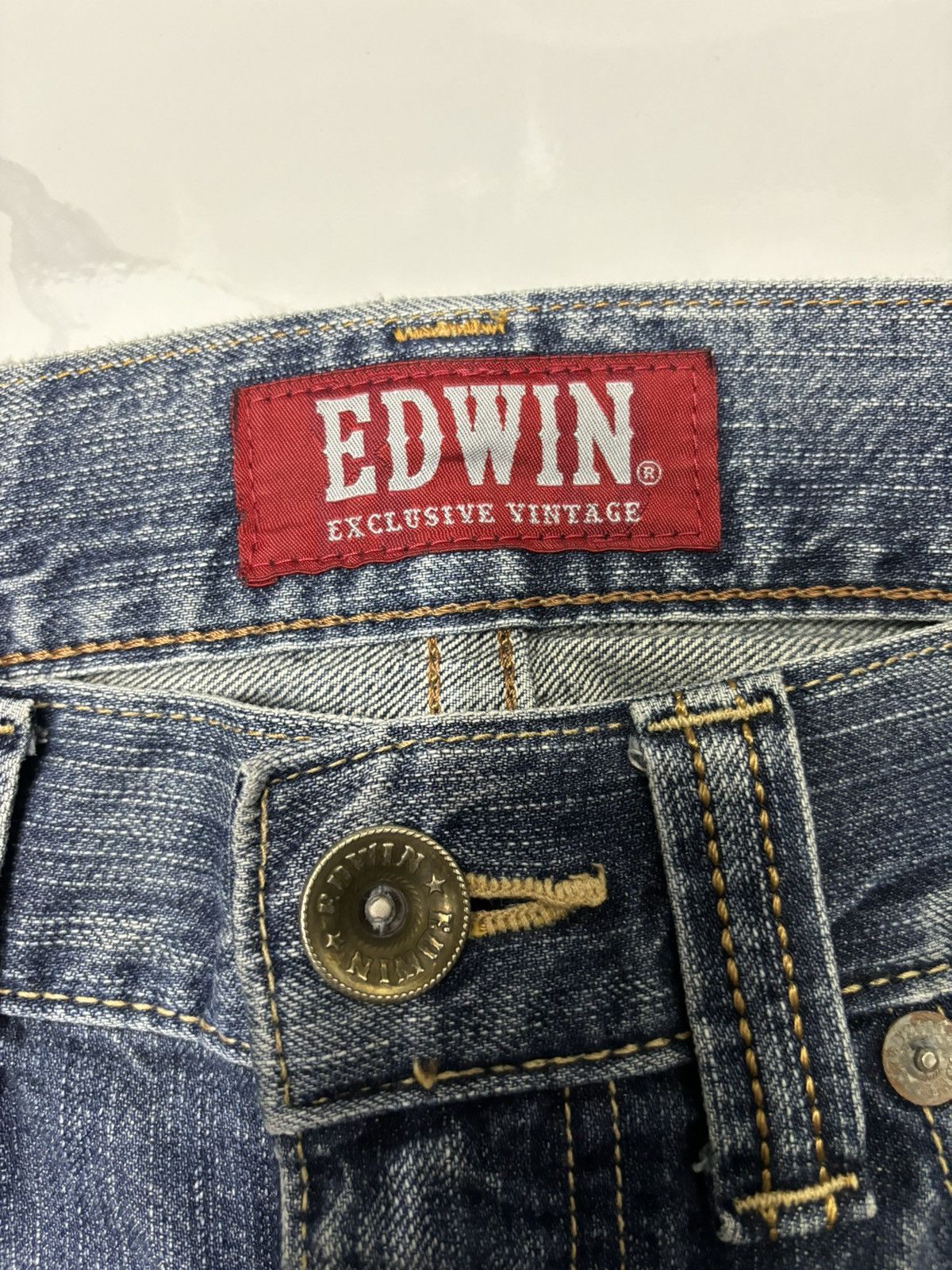 VINTAGE EDWIN XU DISTRESSED DENIM JEANS - 9