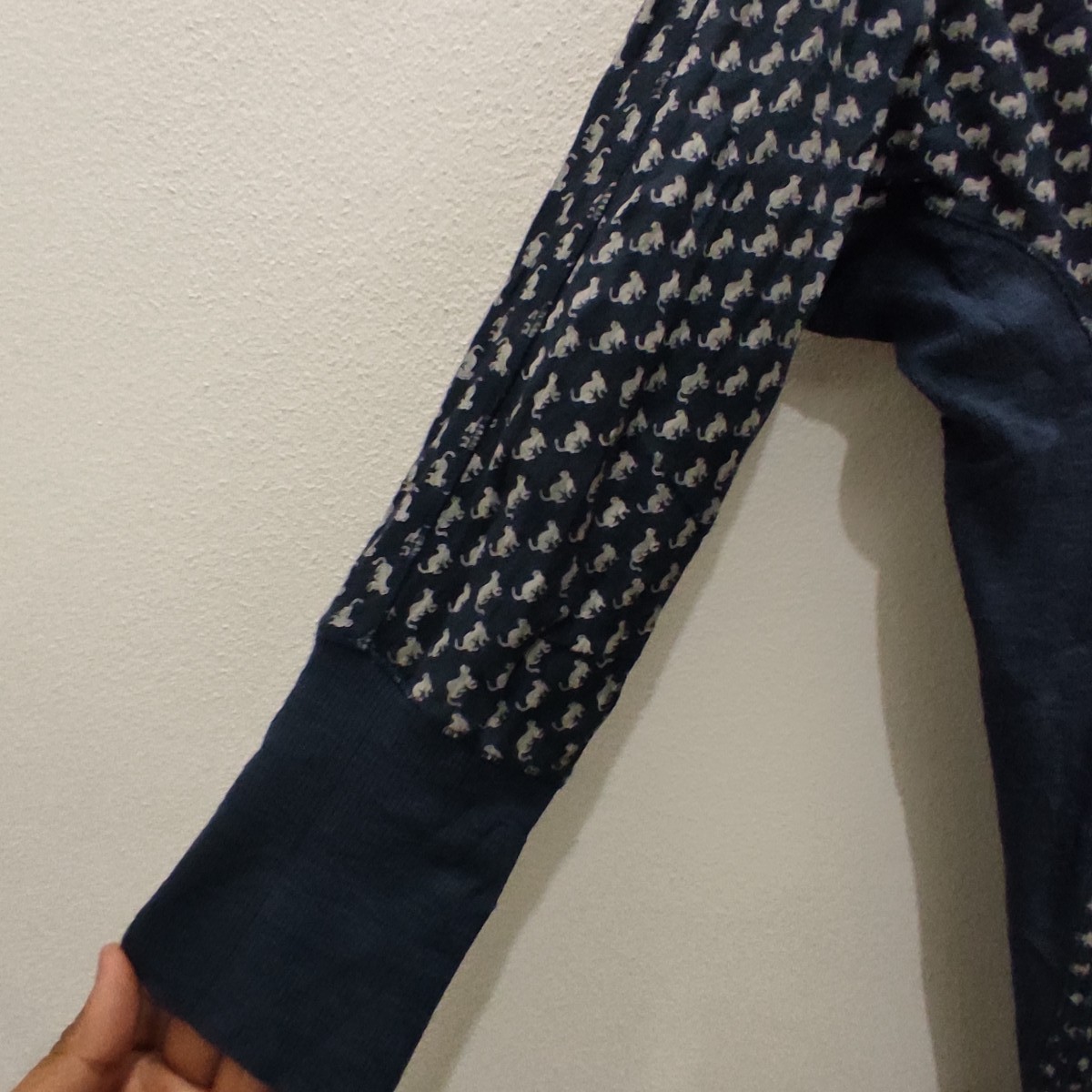 Uniqlo - Uniqlo Undercover Crossover Cats Fullprint Hoodie Sweater - 4