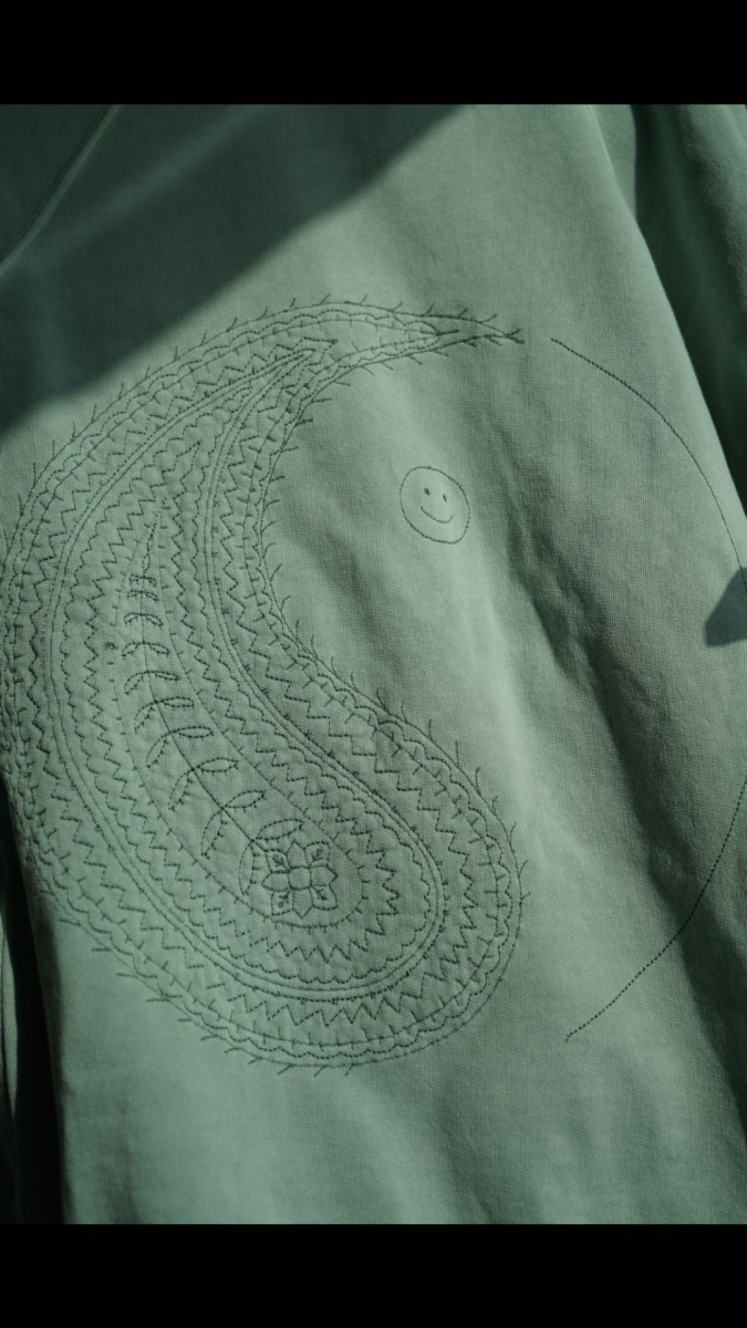 AW04 Yin Yang Smiley Crewneck Sweater - 5