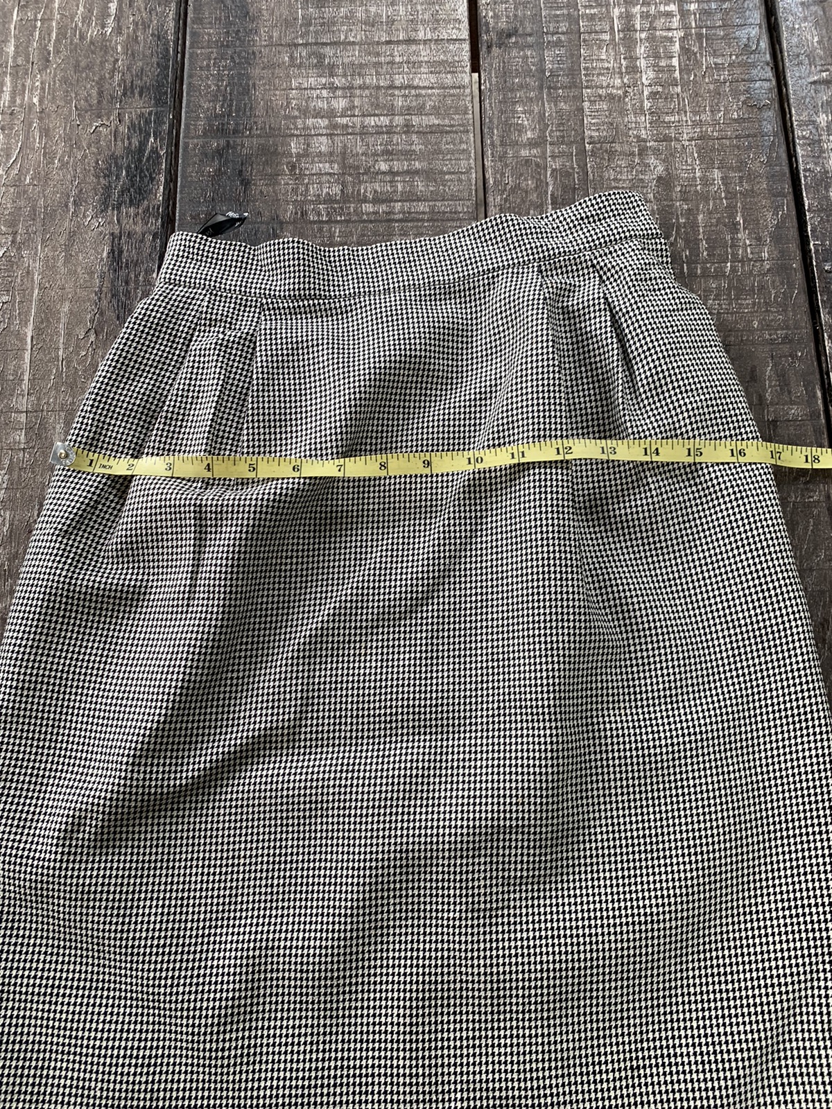 Rare - Steals 💥 Yves saint laurent mini skirt nice design - 12