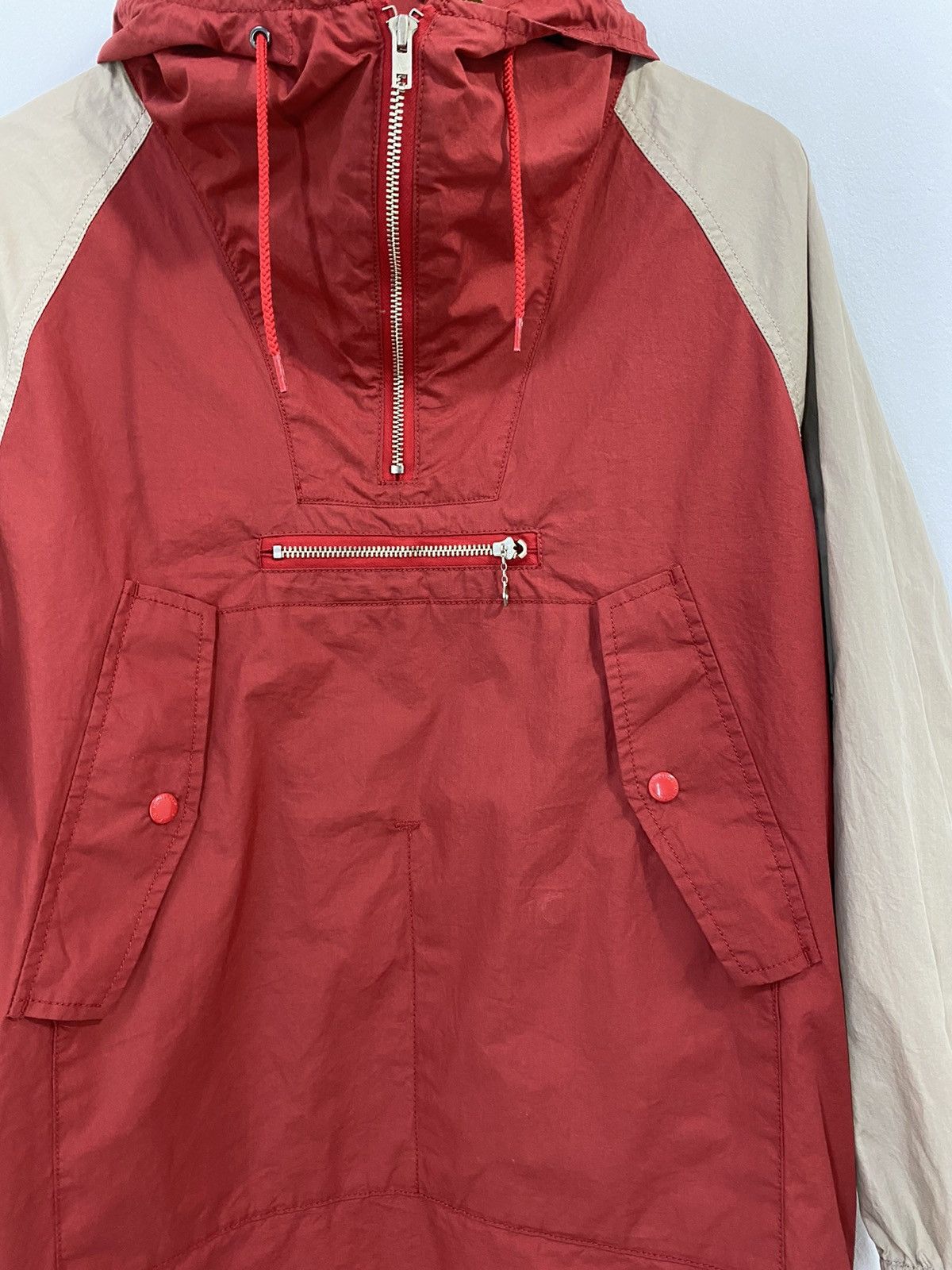 Beams Plus Anorak Jacket Back Pocket Design two tone Color - 5