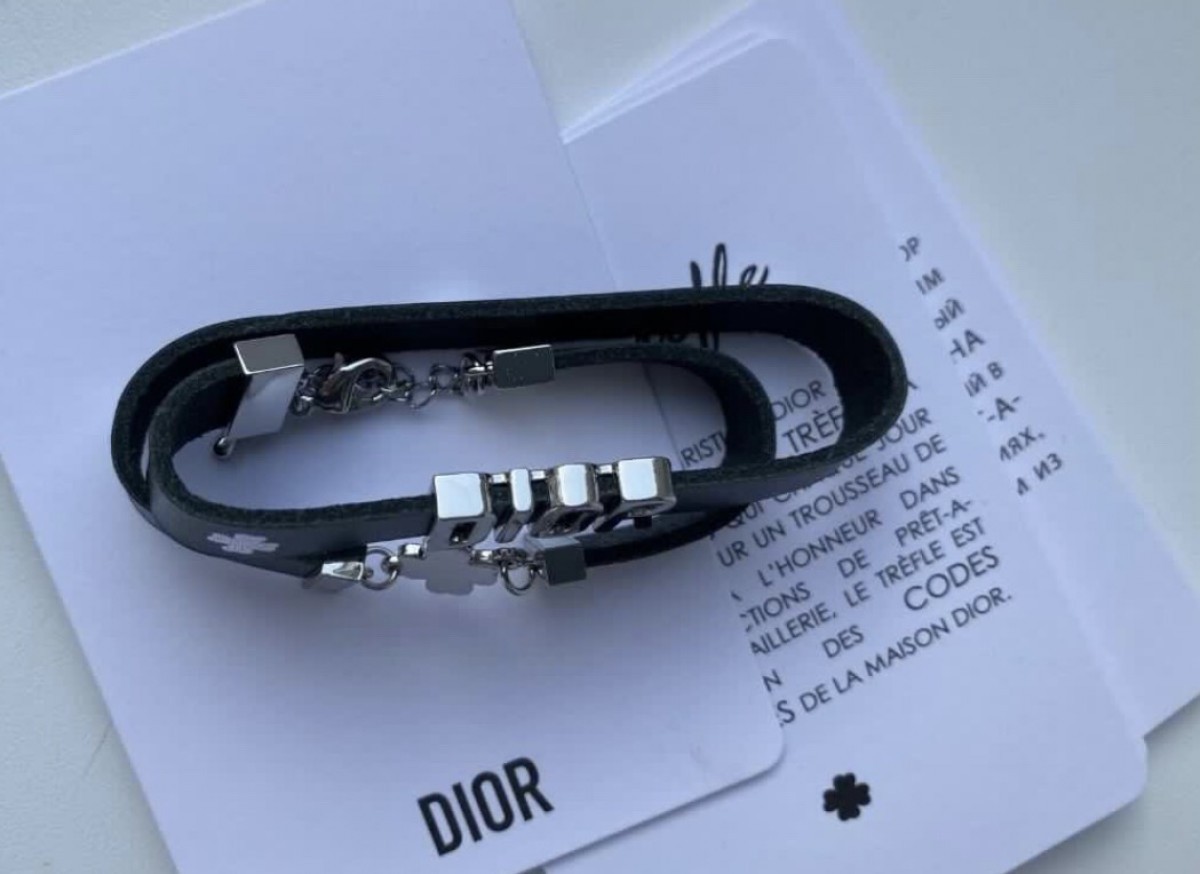 Authentic new Bracelet - 4