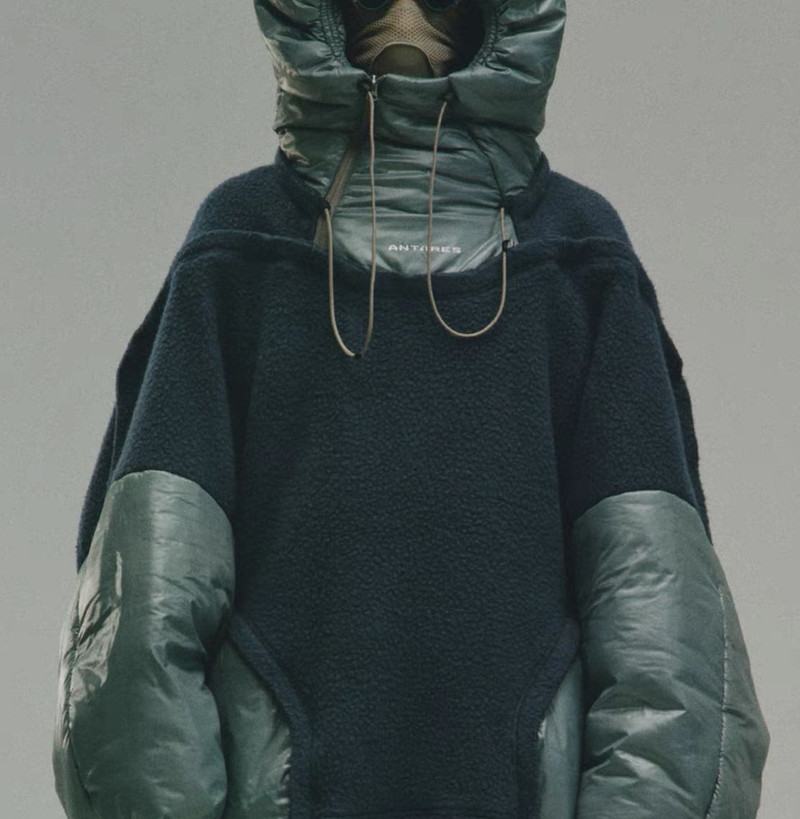 RA Cocoon Fleece Pad Pullover size M - 1