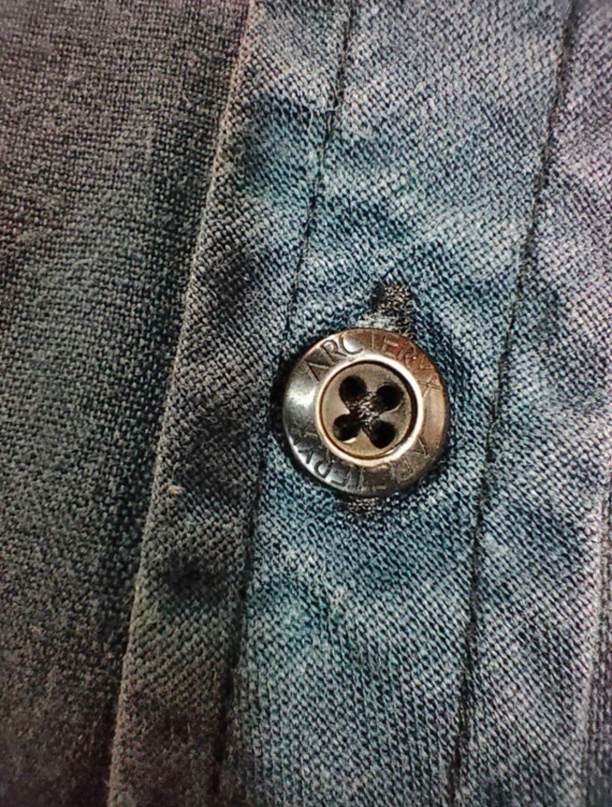 Vintage ARC’TERYX EMBROIDERY LOGO Back Full Button Shirt - 3