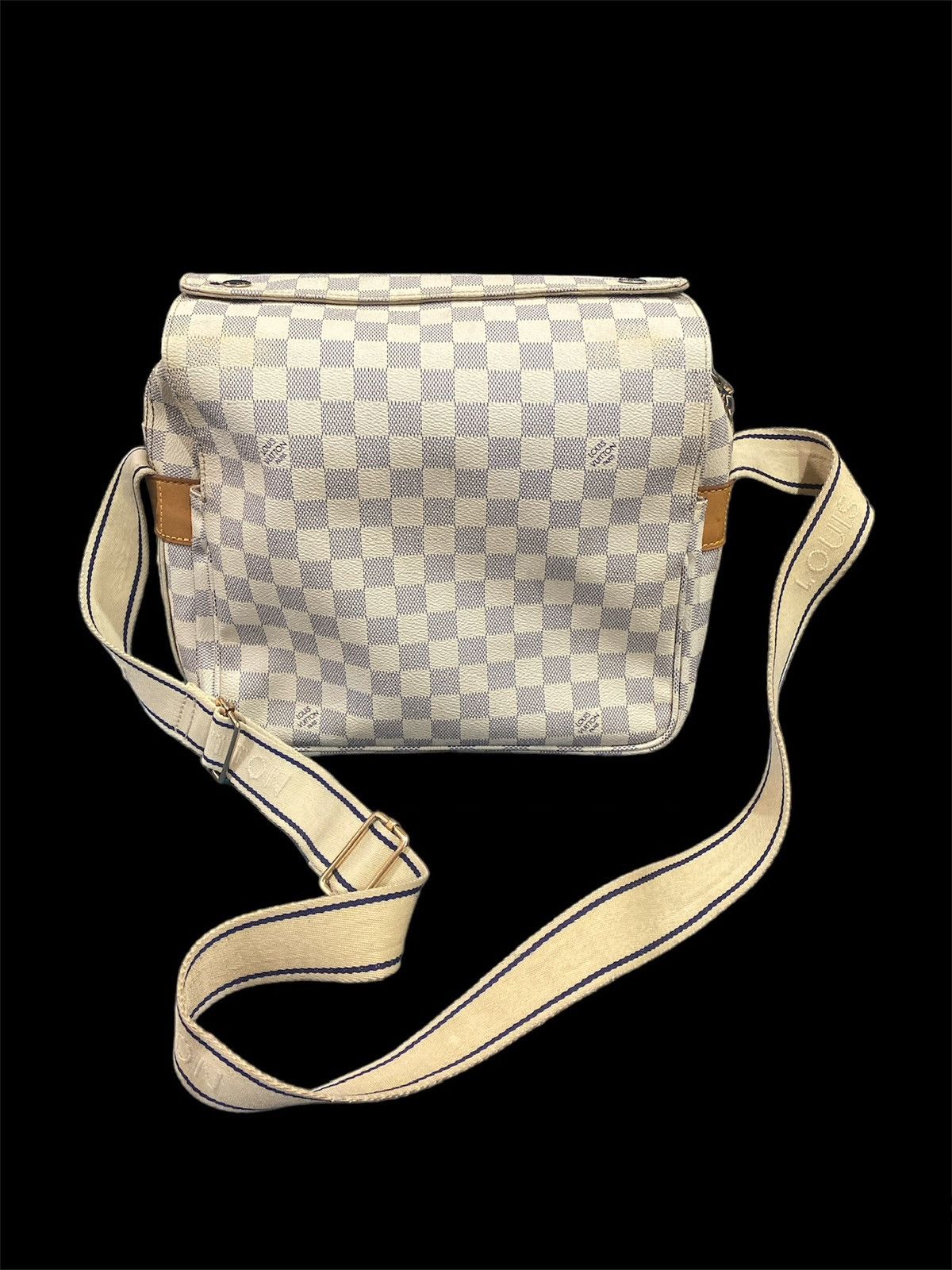 Auth LOUIS VUITTON White Damier Azur Naviglio Crossbody Bag - 1