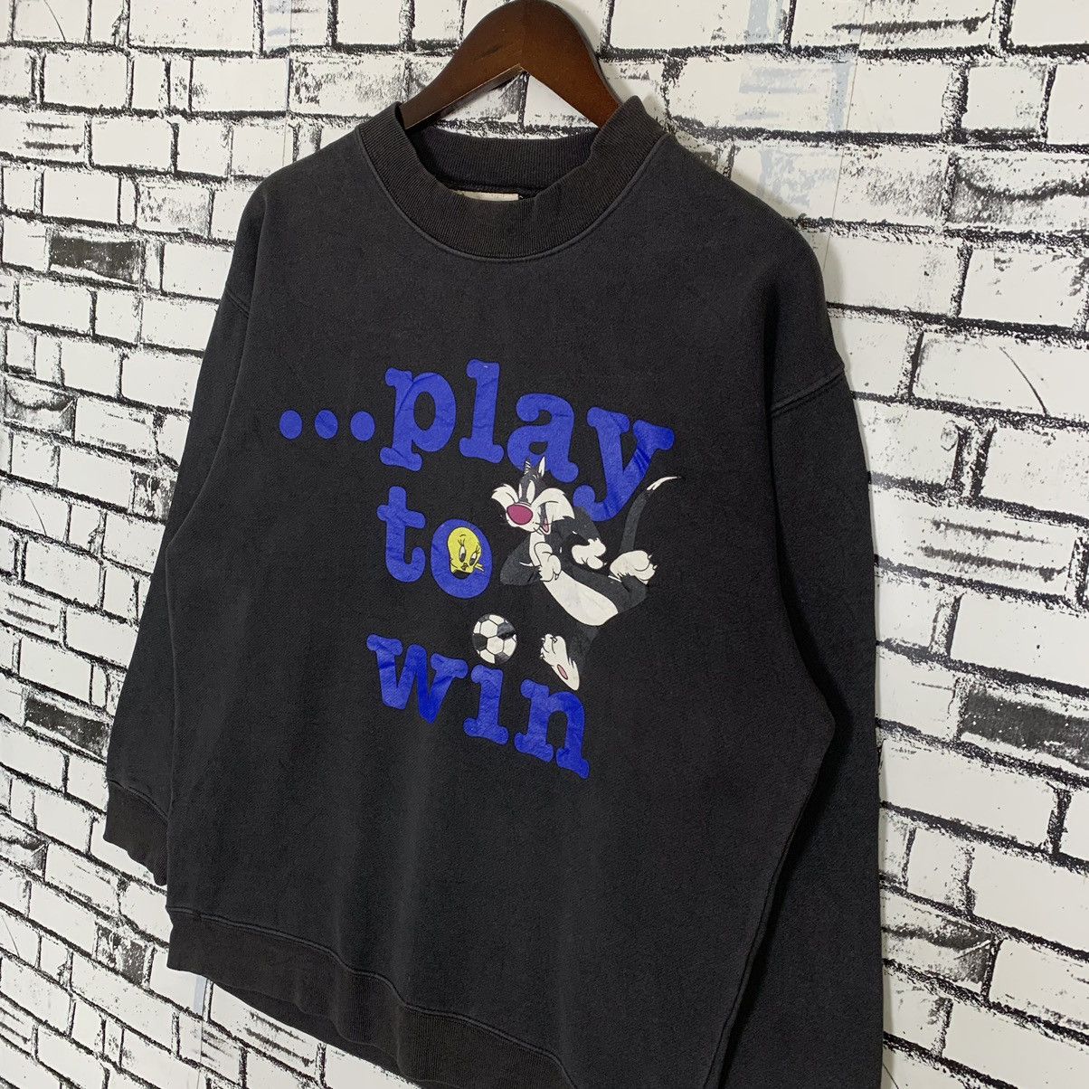 Vintage 90s The Looney Tunes American Animated Sweatshirt - 4