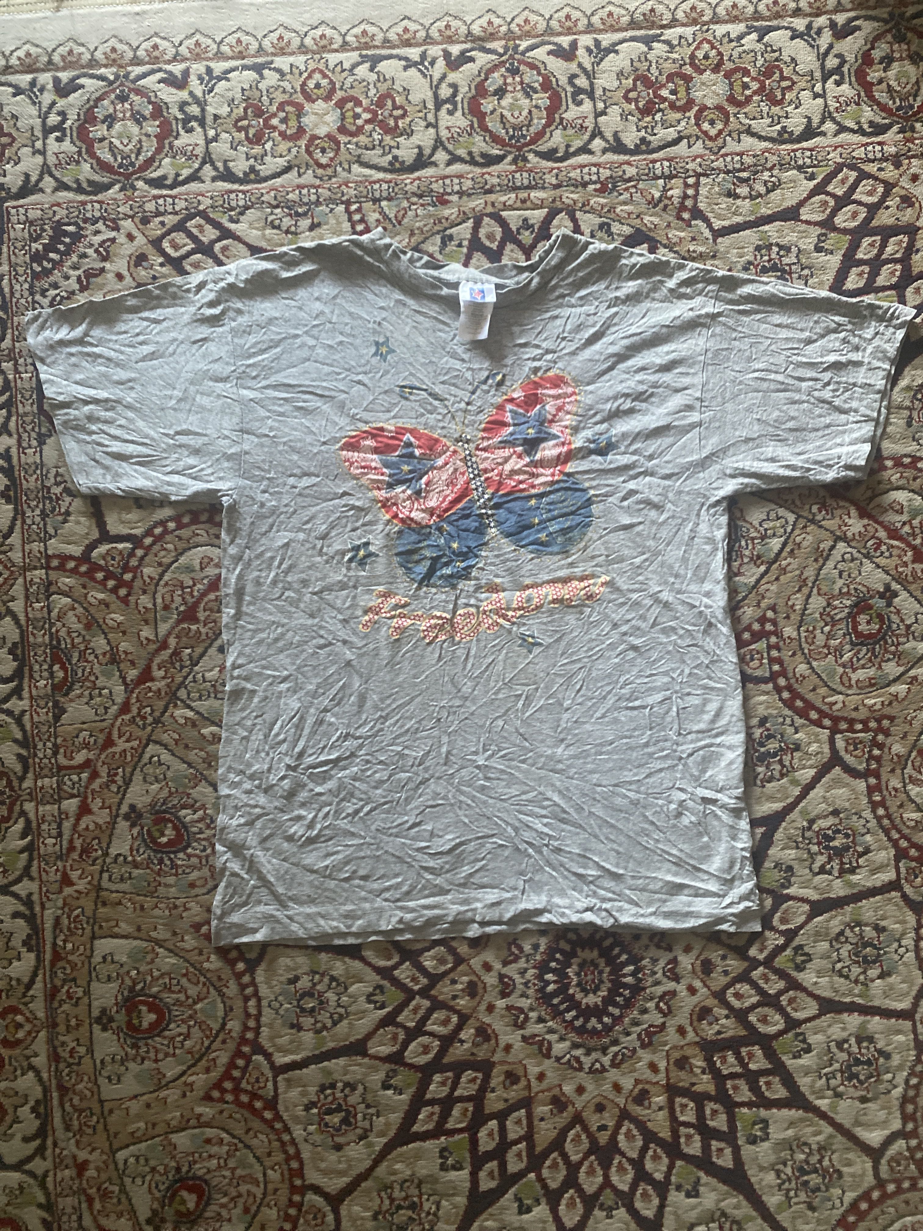 Jerry Leigh Vintage “Freedom Butterfly” Americana Graphic T-Shirt – Gray - 2