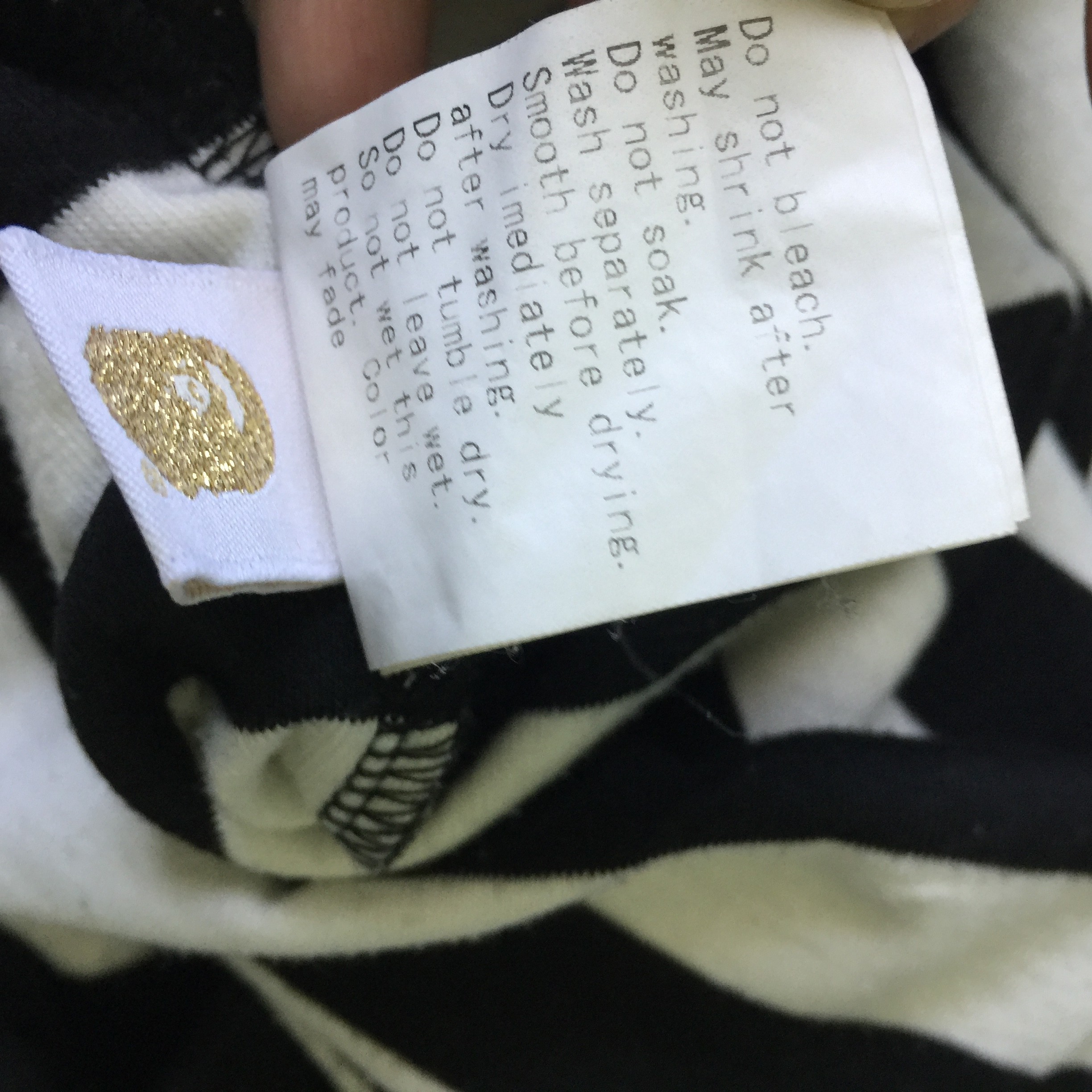A bathing ape tshirt - 14
