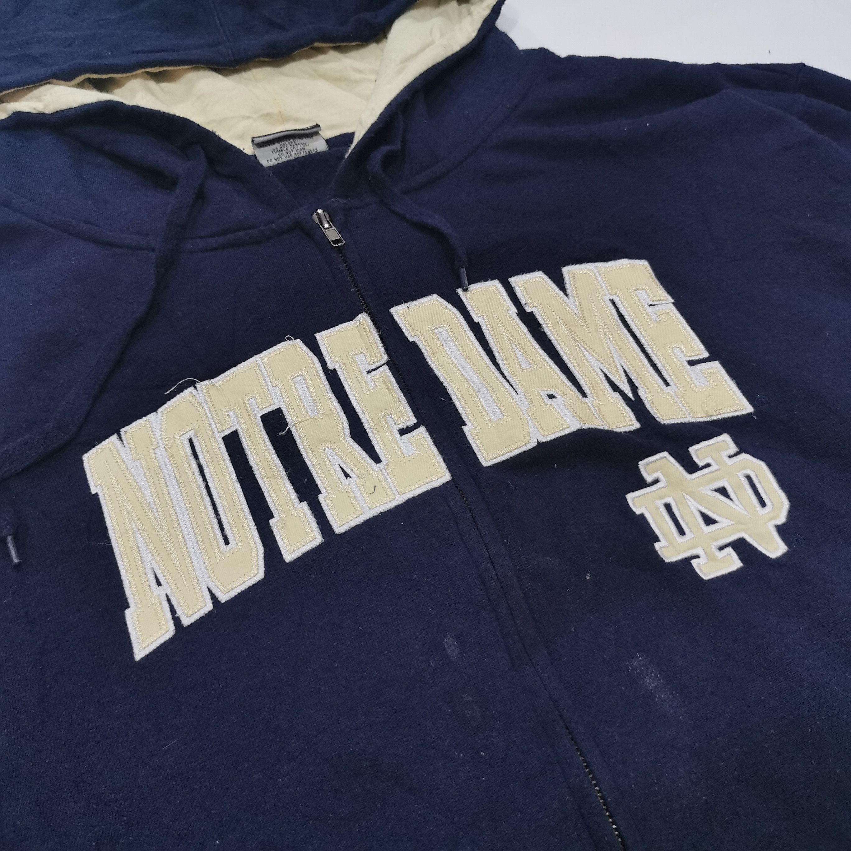 Vintage Athletics University of Notre Dame Hoodie - 2