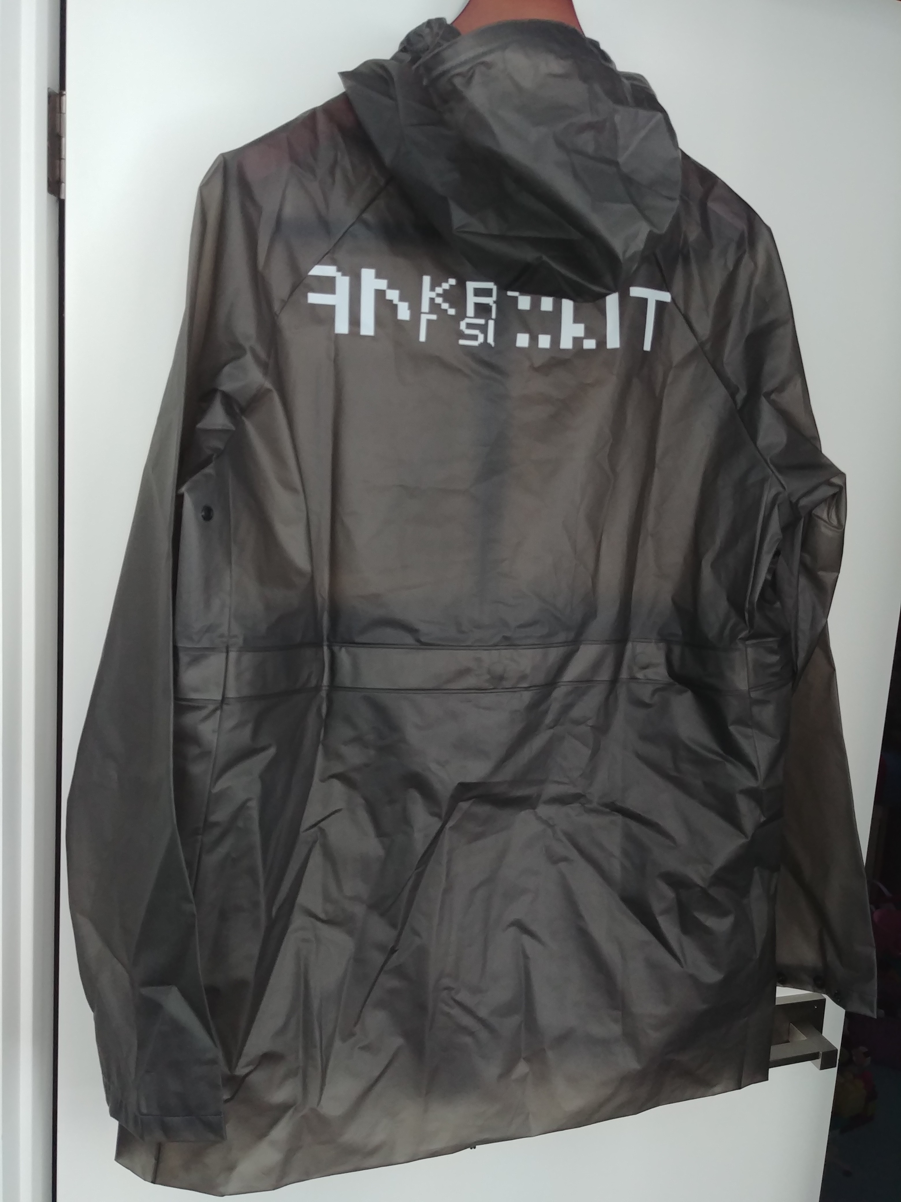 Krakatau - Festival Adjustable Raincoat - 4