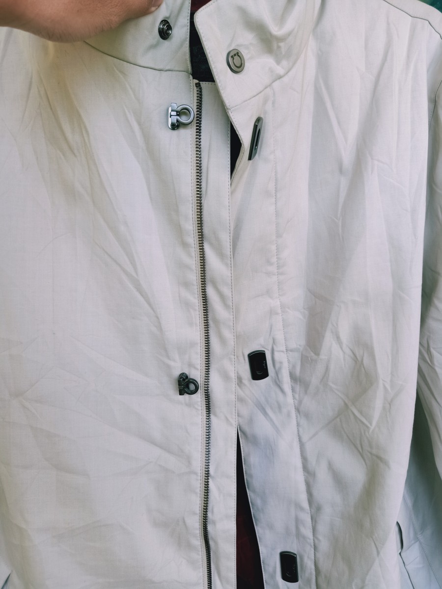 Salvatore Ferragamo Gancini Button Trench Coat - 4