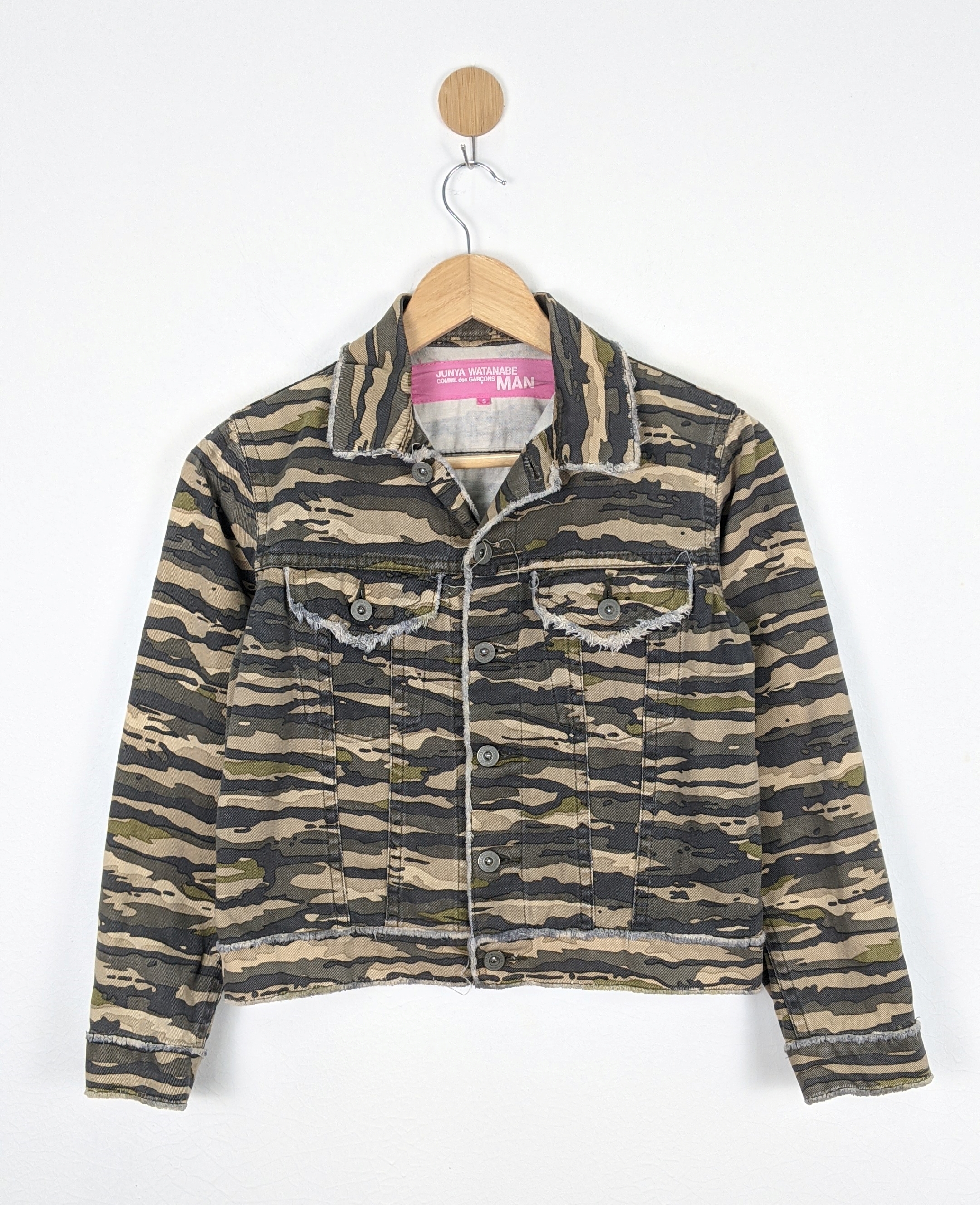 comme des garcons camo jacket