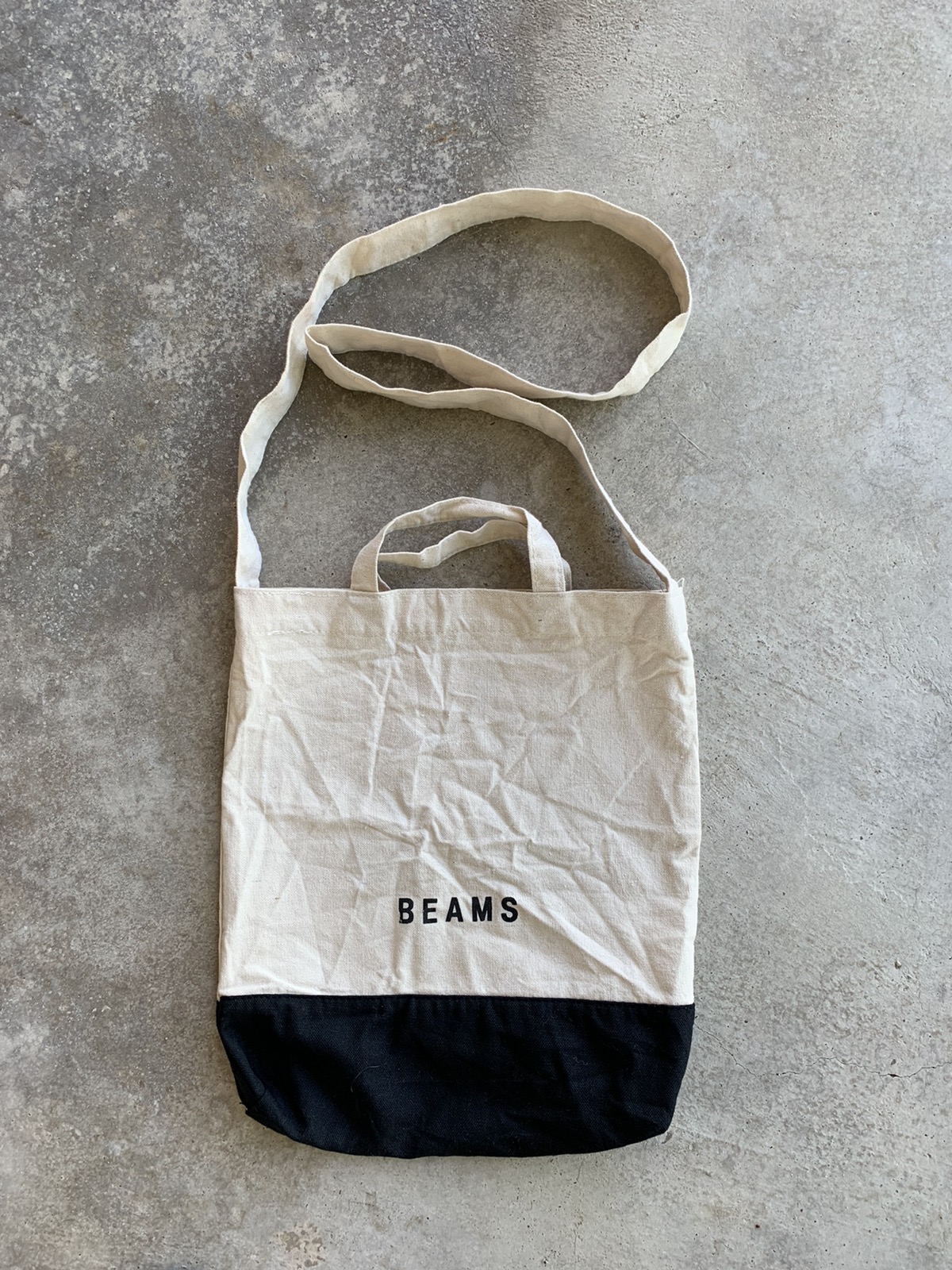 Beams Anime Attack of the titans Levi Totebag - 2