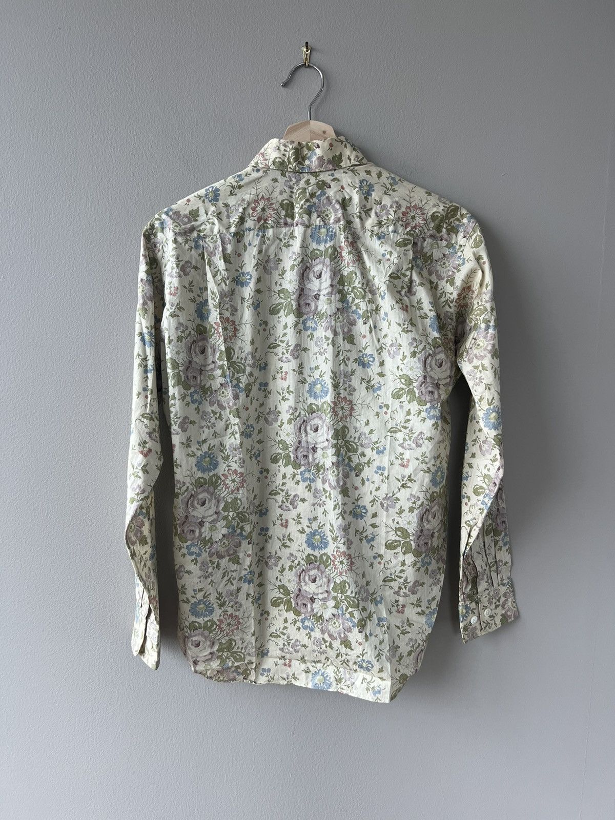 Vintage Floral Button-Up - 6