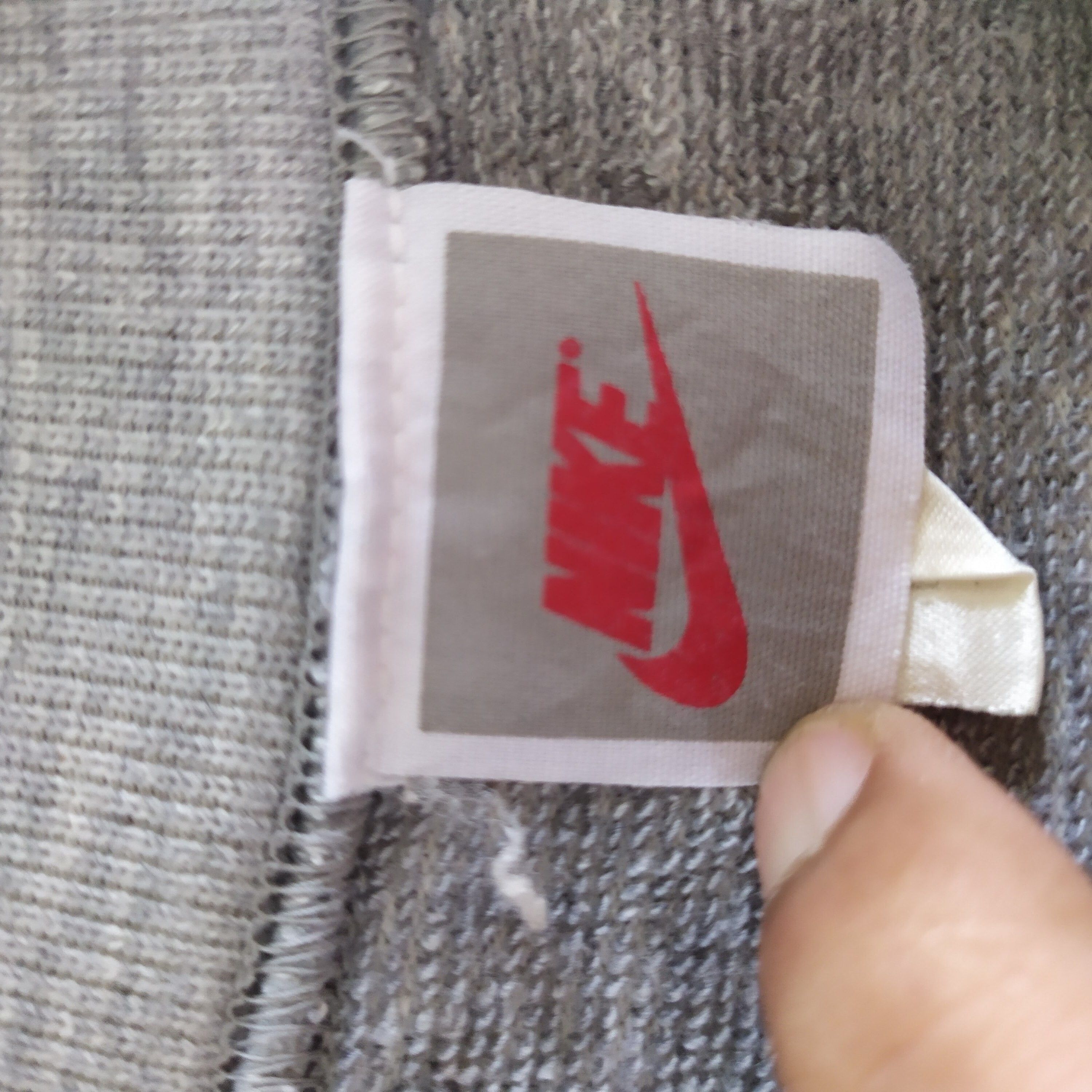 Vintage Nike Embroidered Logo Crewneck Sweatshirt - 3