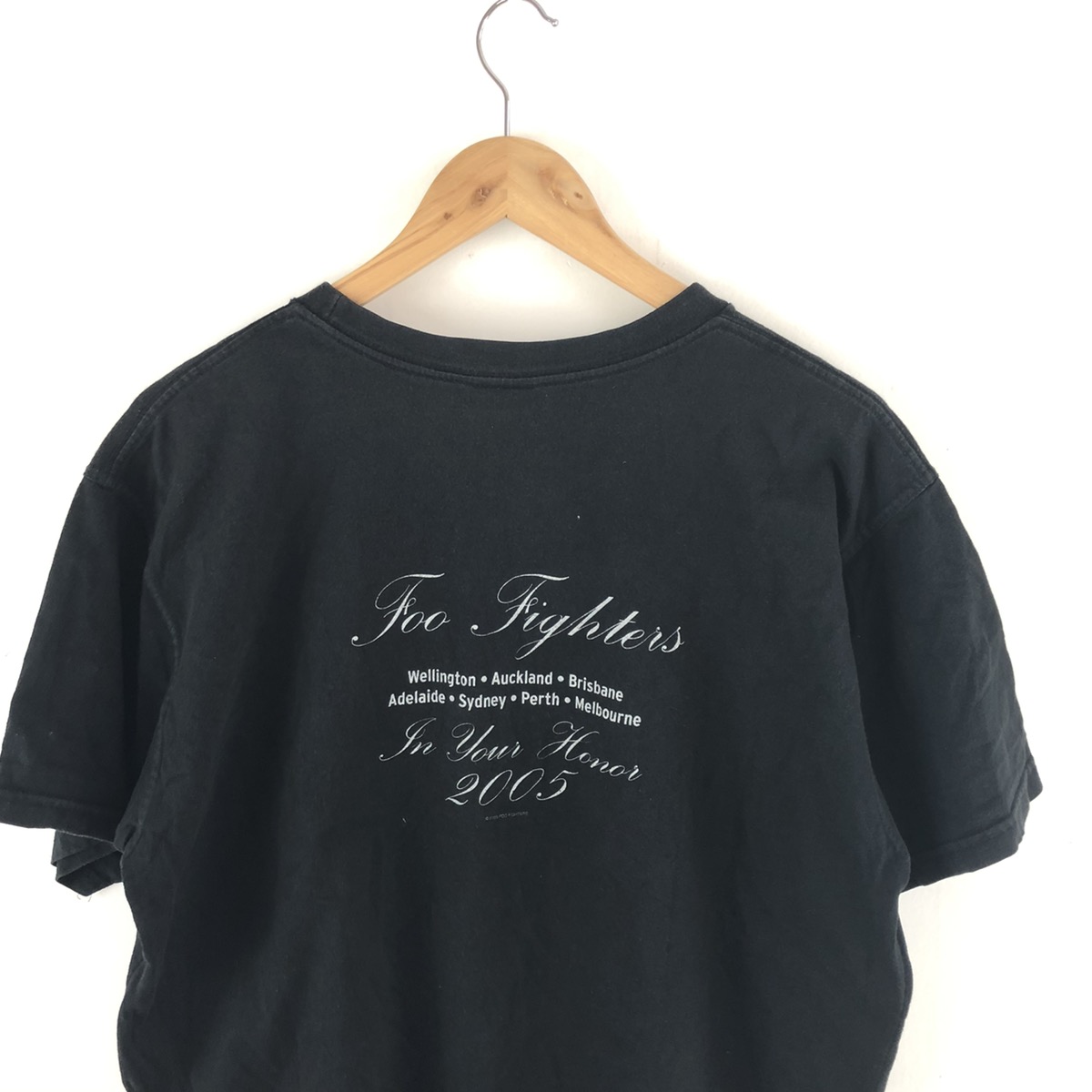 Vintage - Y2K Foo Fighters Tour Shirt 2005 In Your Honor Australia - 5