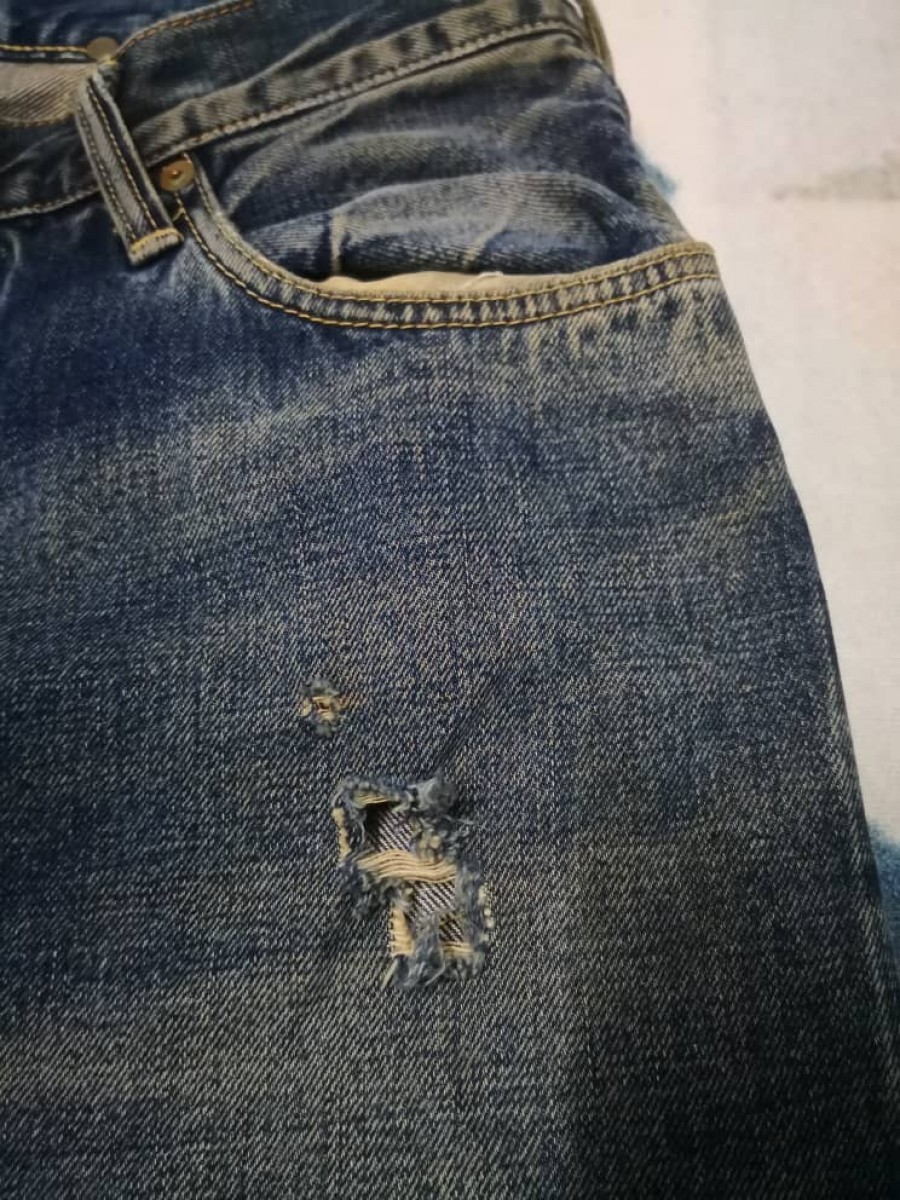 Distressed Denim - Sewing Chop Selvedge Denim - 6