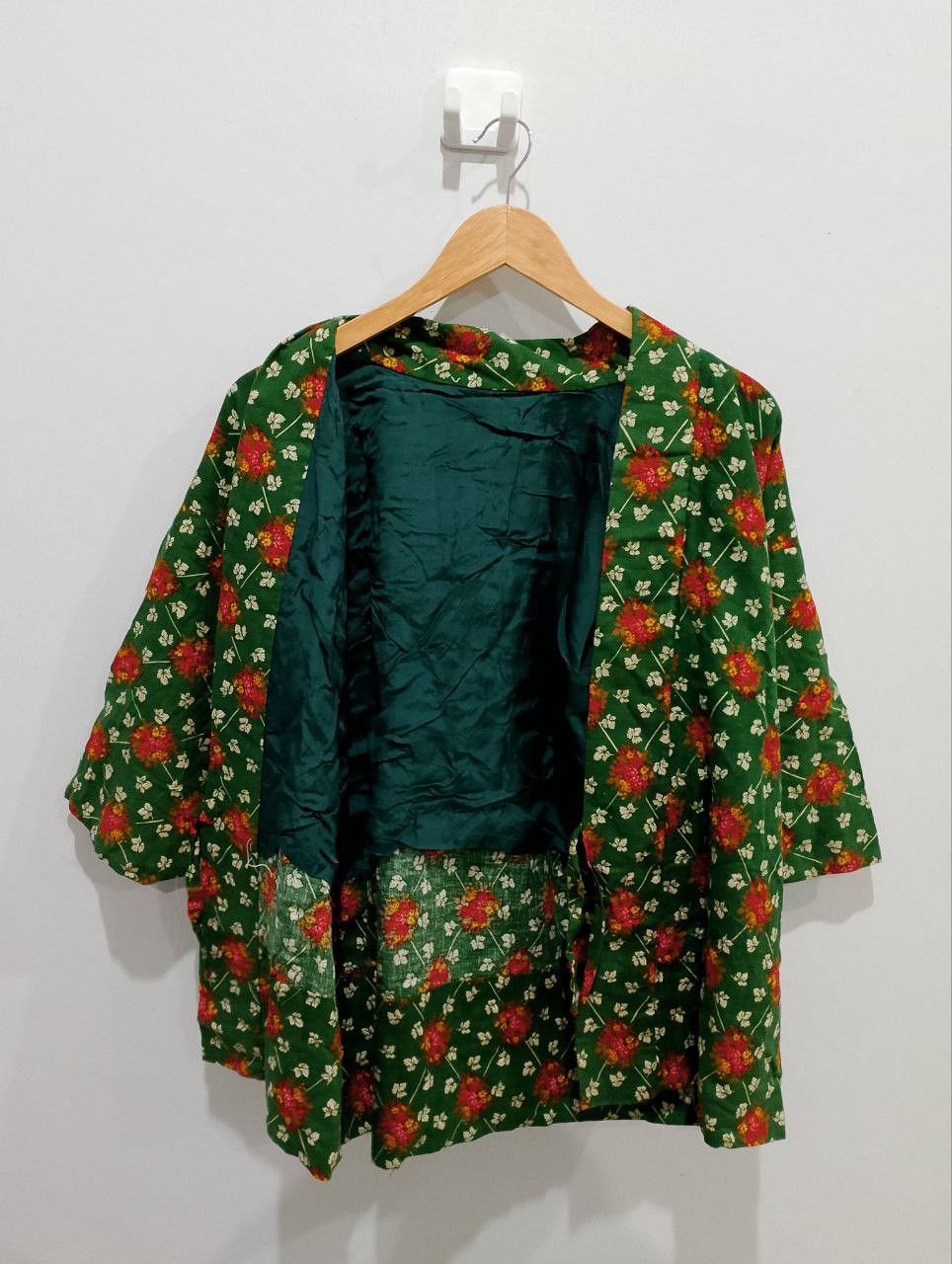 Archival Clothing - Japanese Floral Green Abstract Kimono - 5