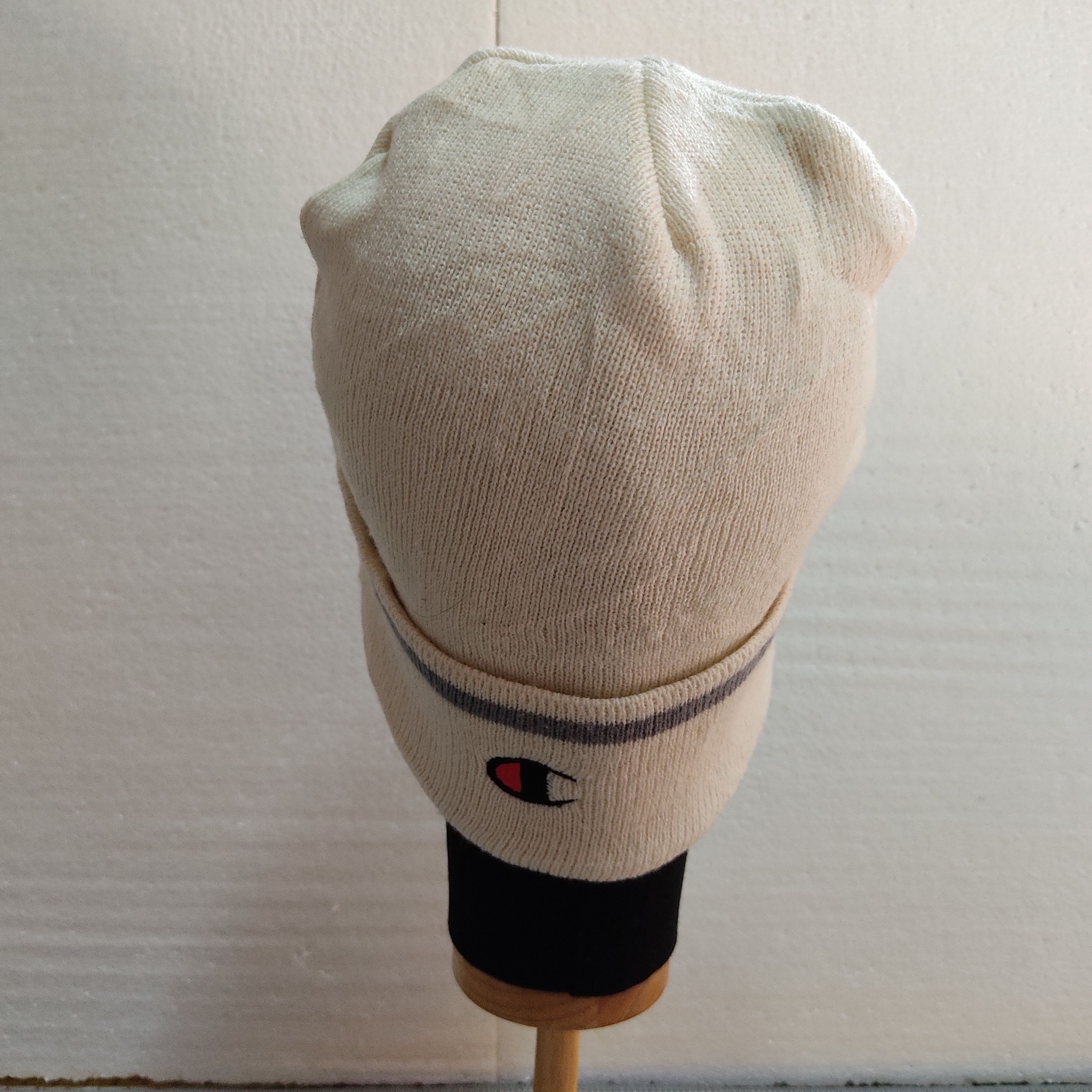 Vintage Champion Spellout Beanie Hats - 4