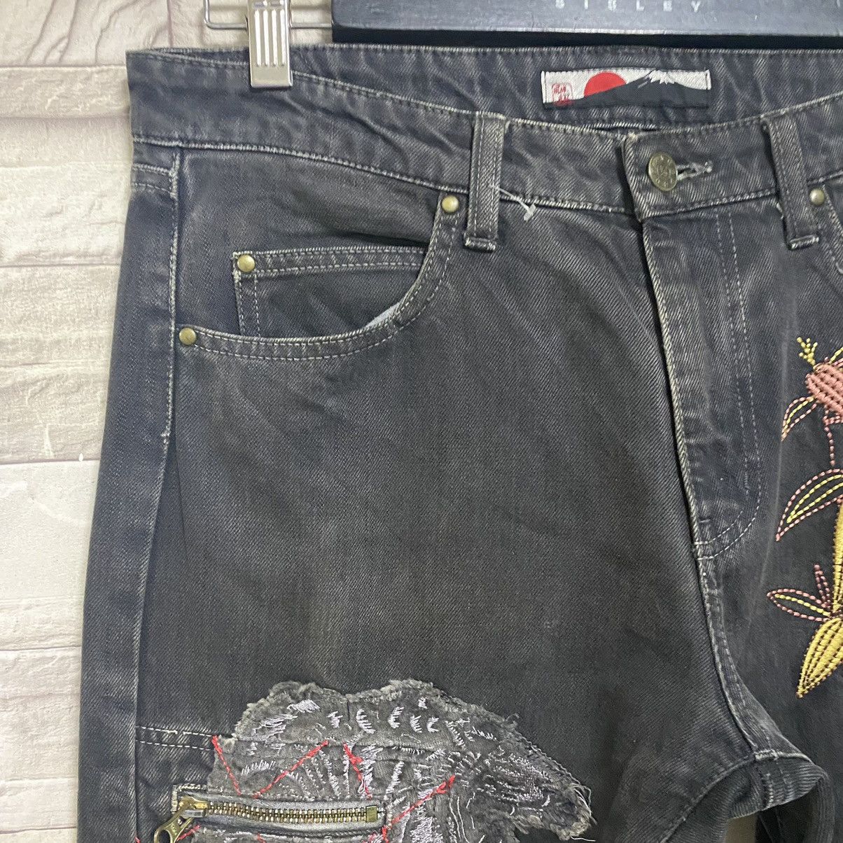 Japanese Brand - YEN JAPAN Distressed Denim Tiger Embroidery Jeans Zipper - 8