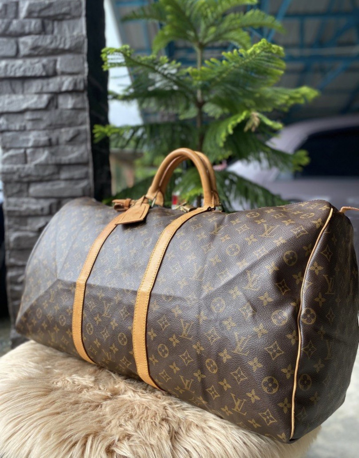 Authentic LOUIS VUITTON Keepall 60 - 2