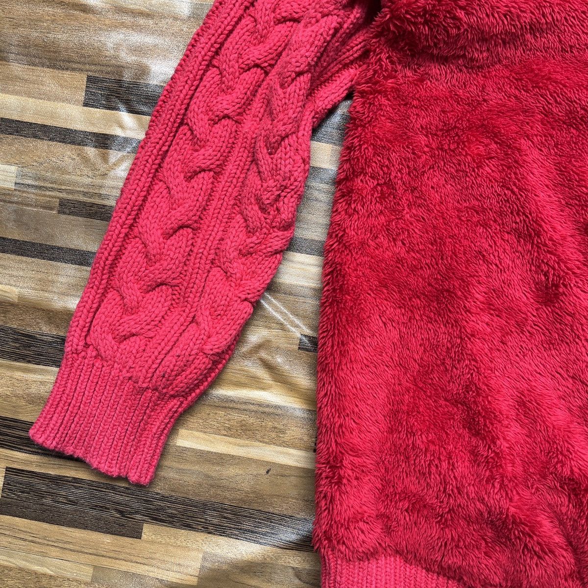 Undercover X Uniqlo Sweater Rare Red Colour - 14