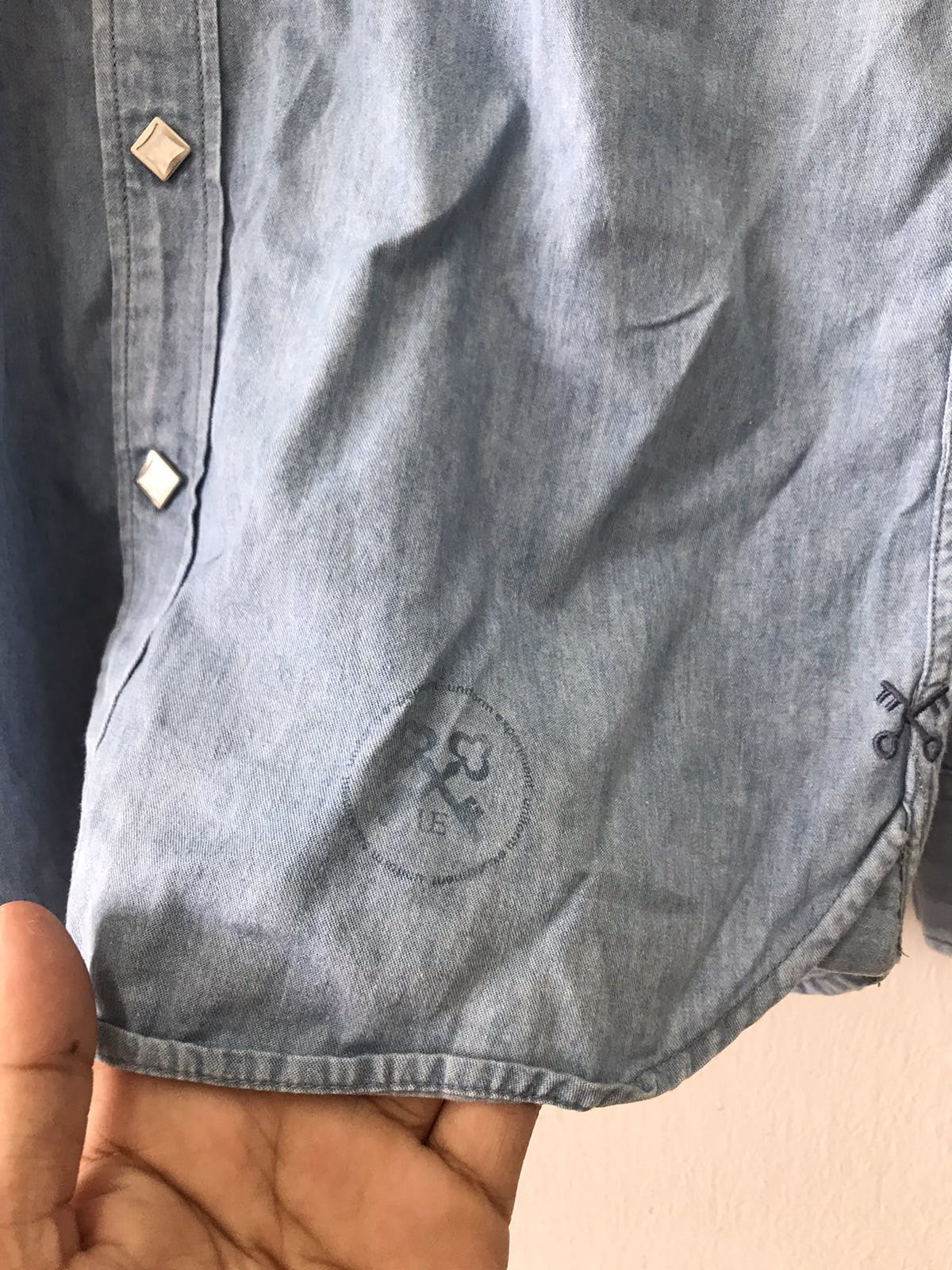 Uniform experiment button ups shirt - 4