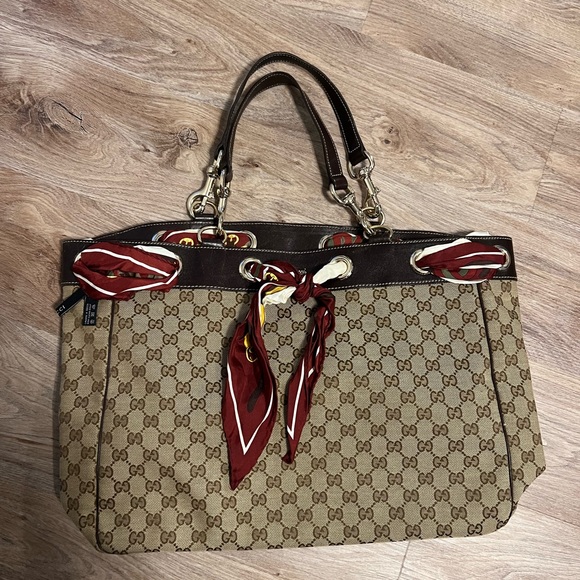 Gucci Monogram Canvas Horsebit Positano Scarf Shopper Tote - 14