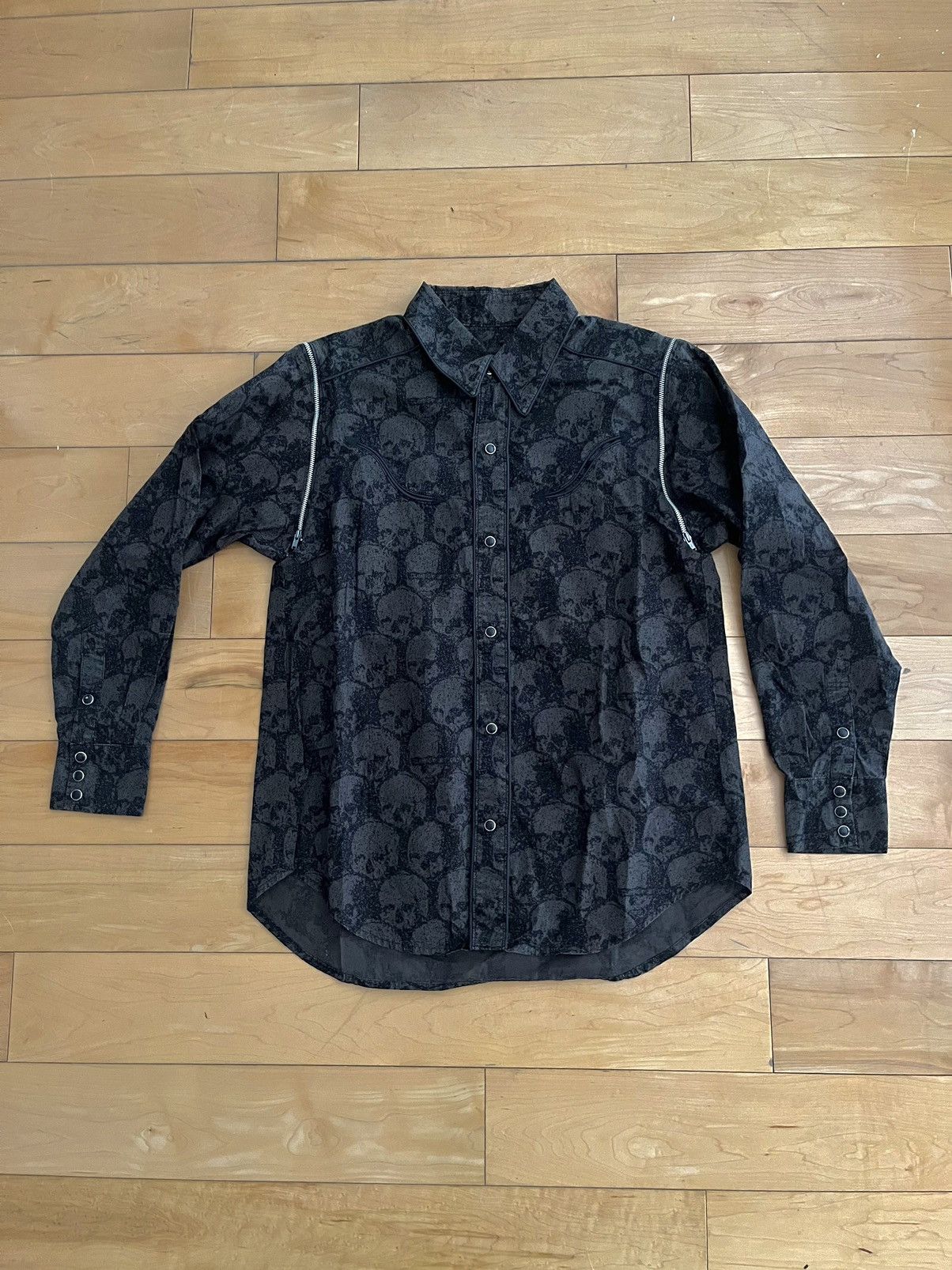 Undercover SS96 Skull Shirt with removable Sleeves - 1