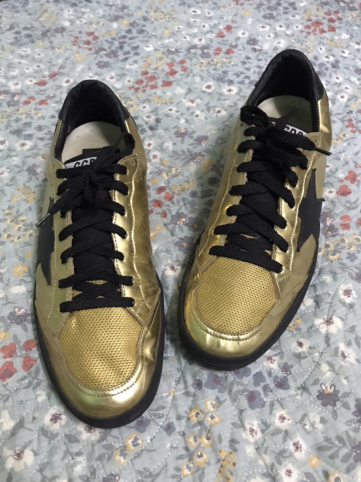 Golden Goose Deluxe Brand Sneakers - 1