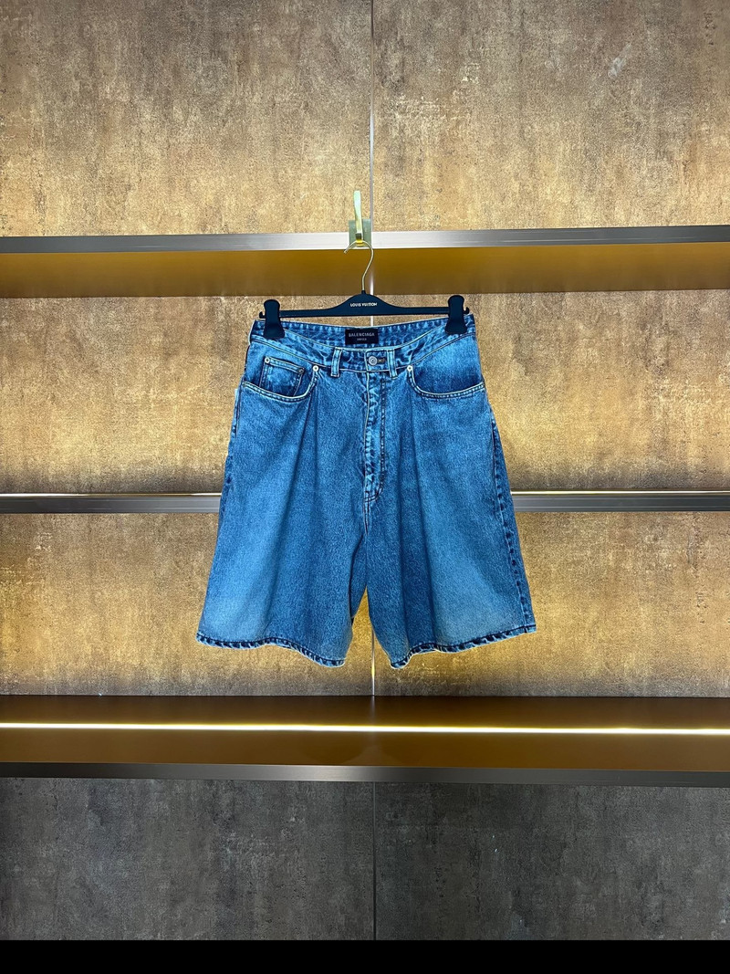 Balenciaga 3D printed shorts - 1